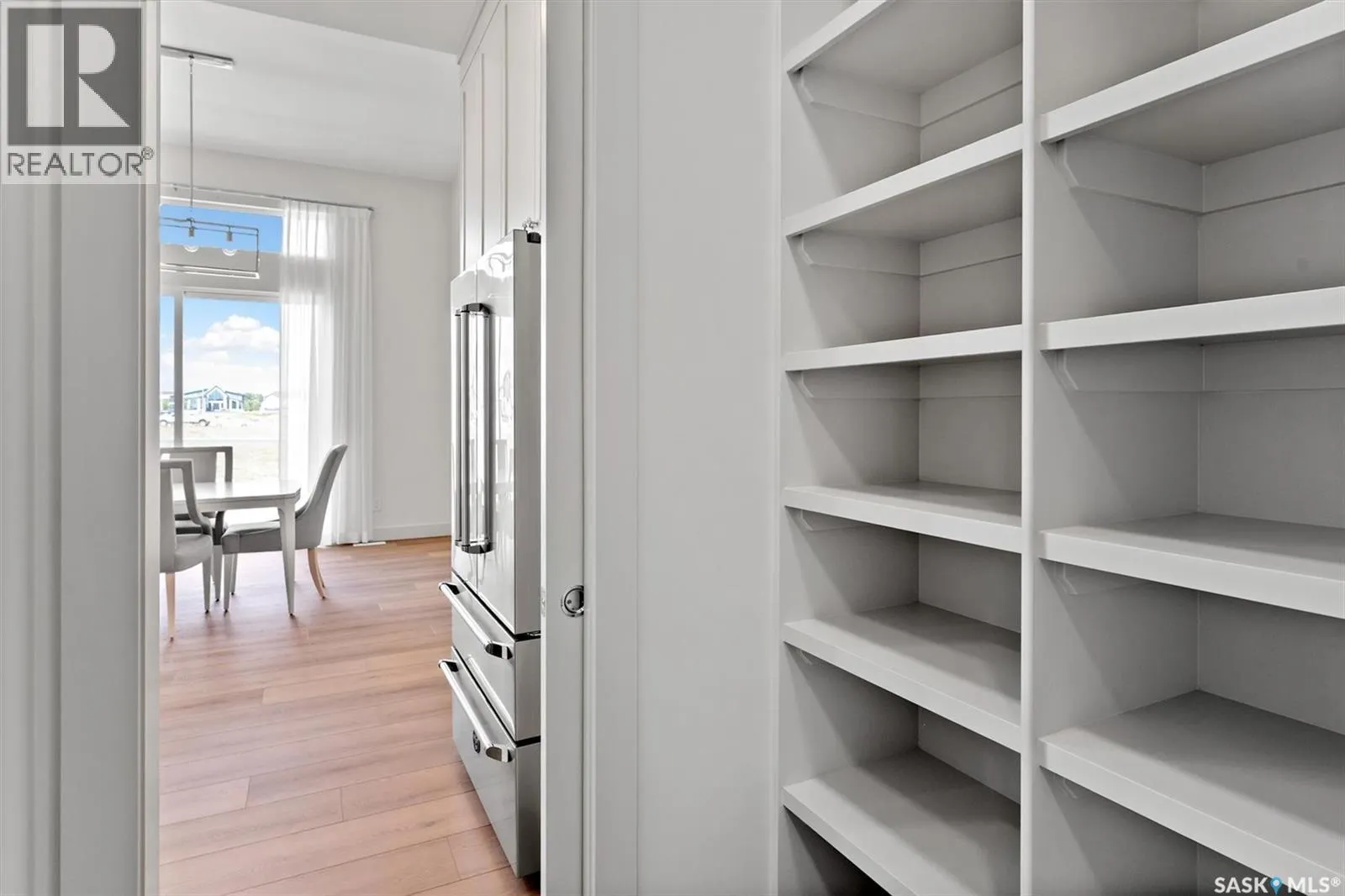 641 Greenbryre COVE