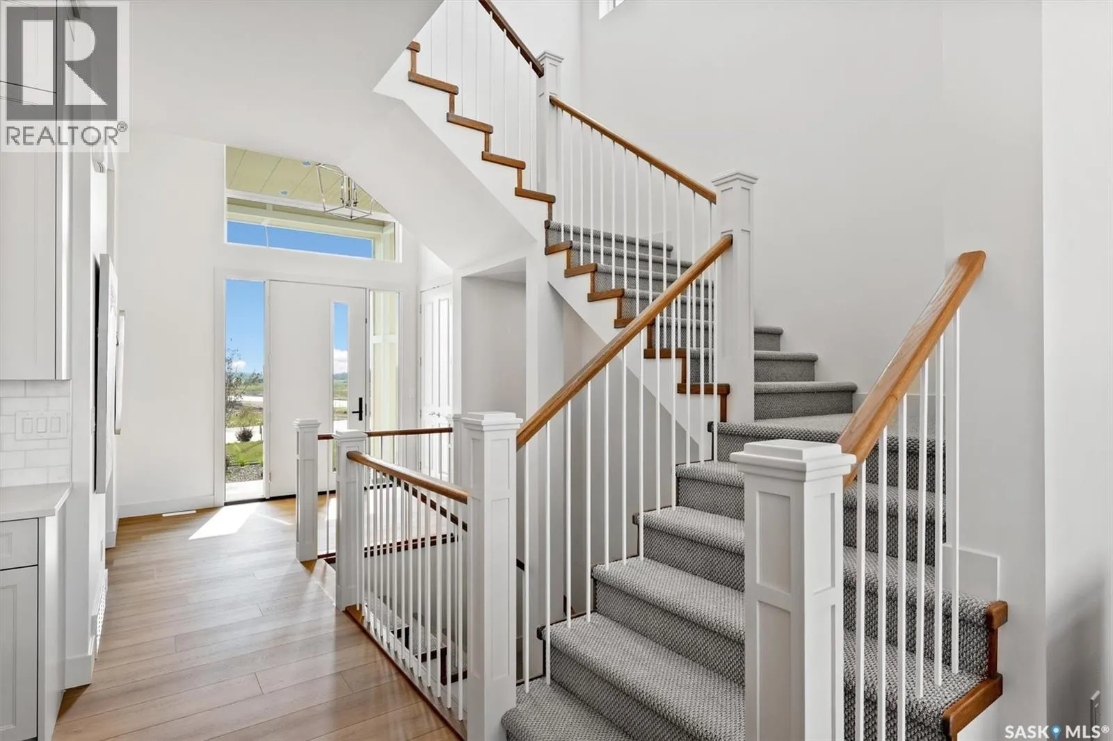 641 Greenbryre COVE