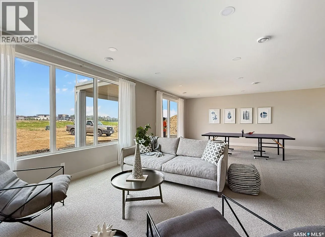 641 Greenbryre COVE