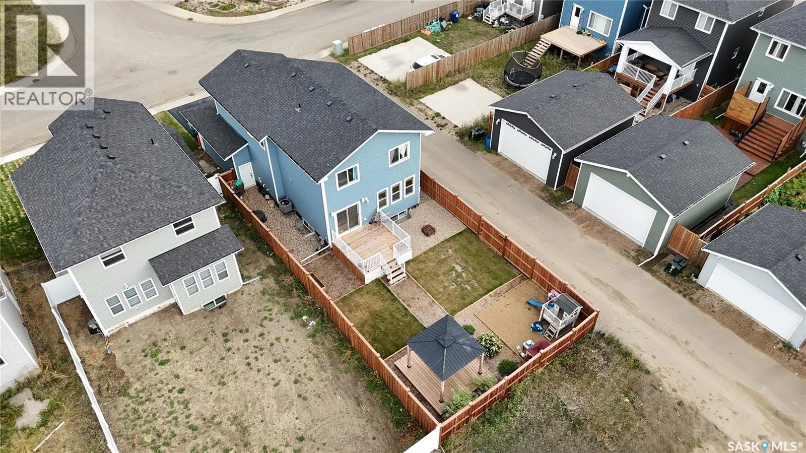 103 Stromberg CRESCENT