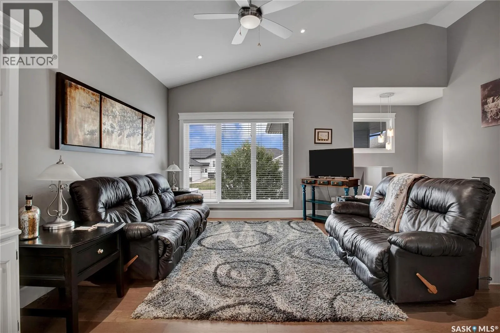 531 Palmer CRESCENT