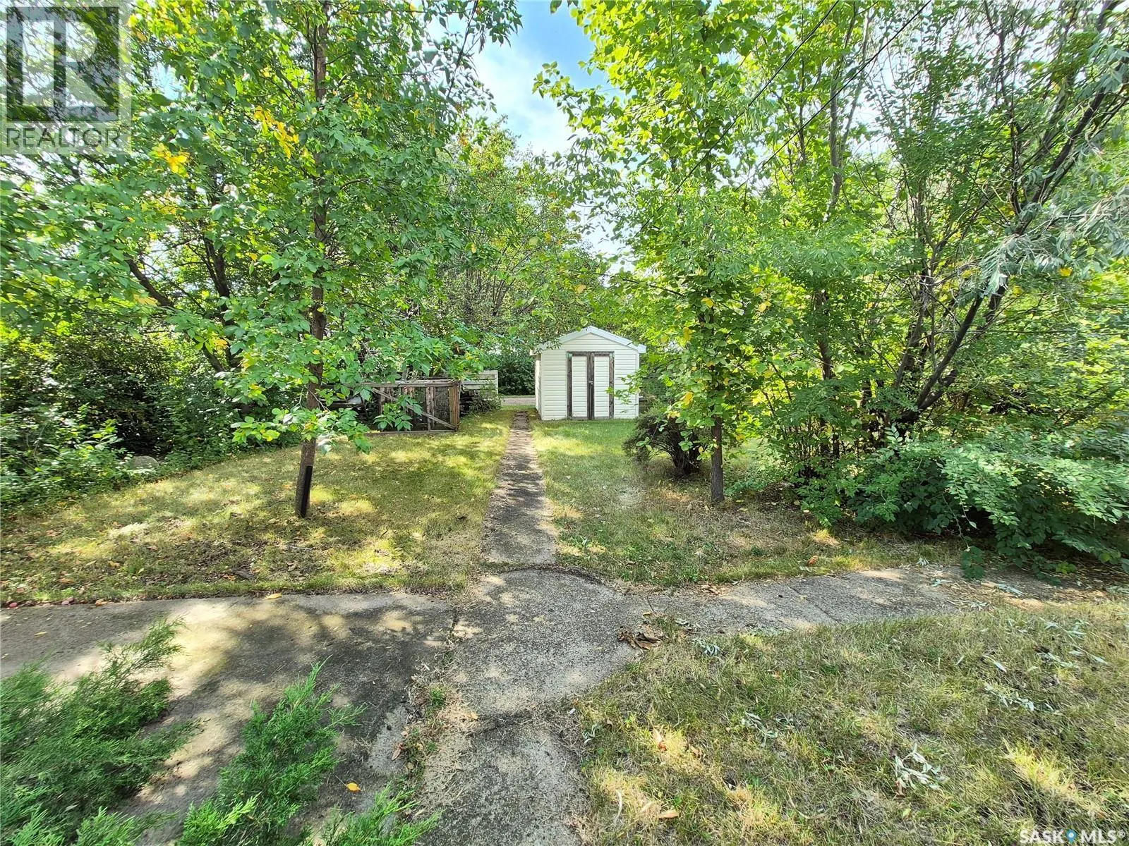 44 Ash DRIVE