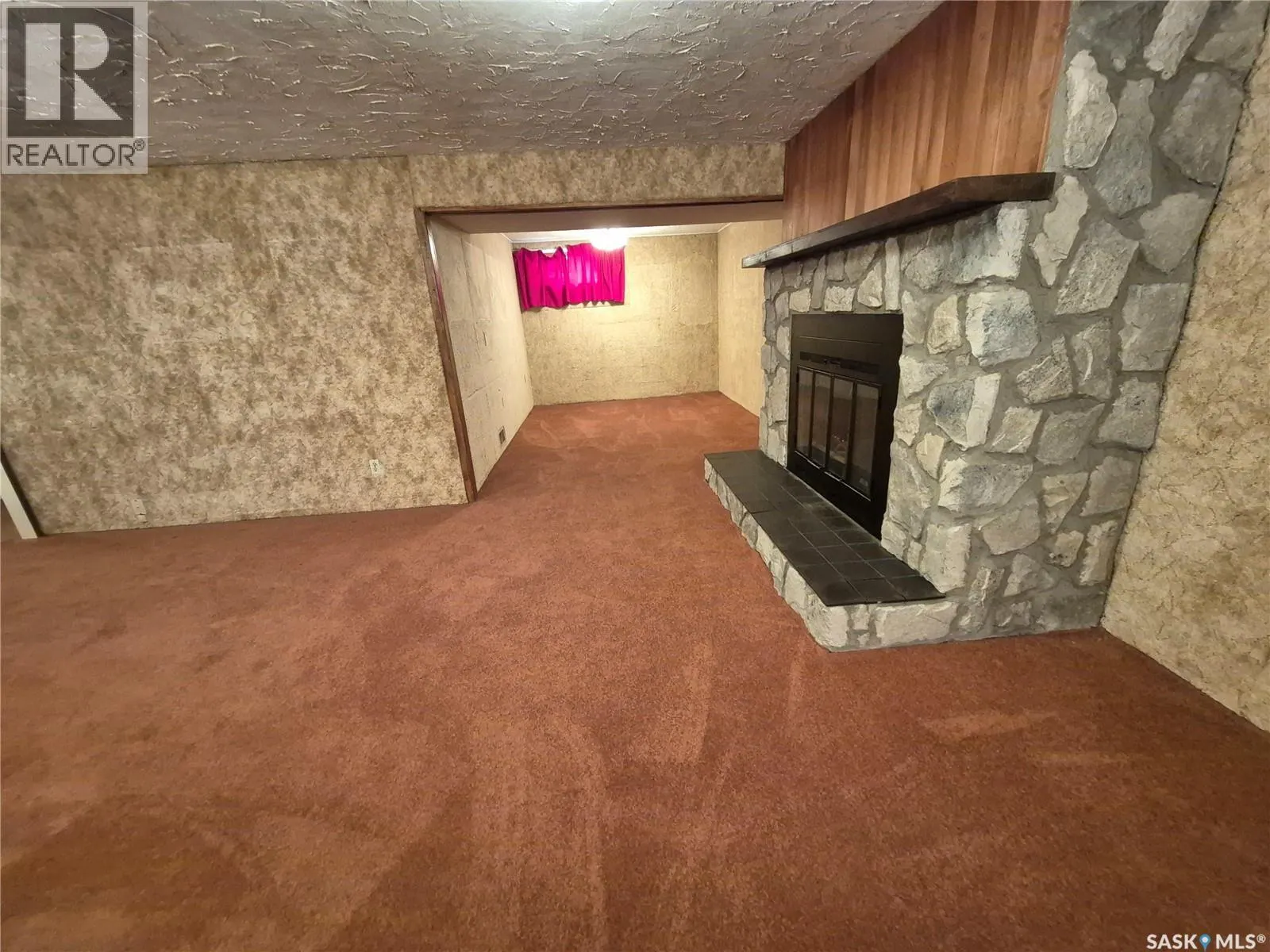 44 Ash DRIVE