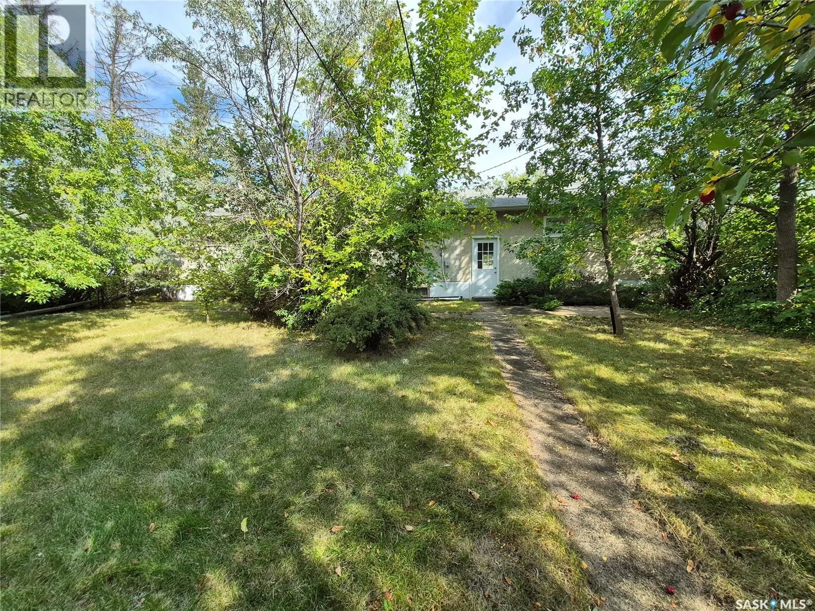 44 Ash DRIVE