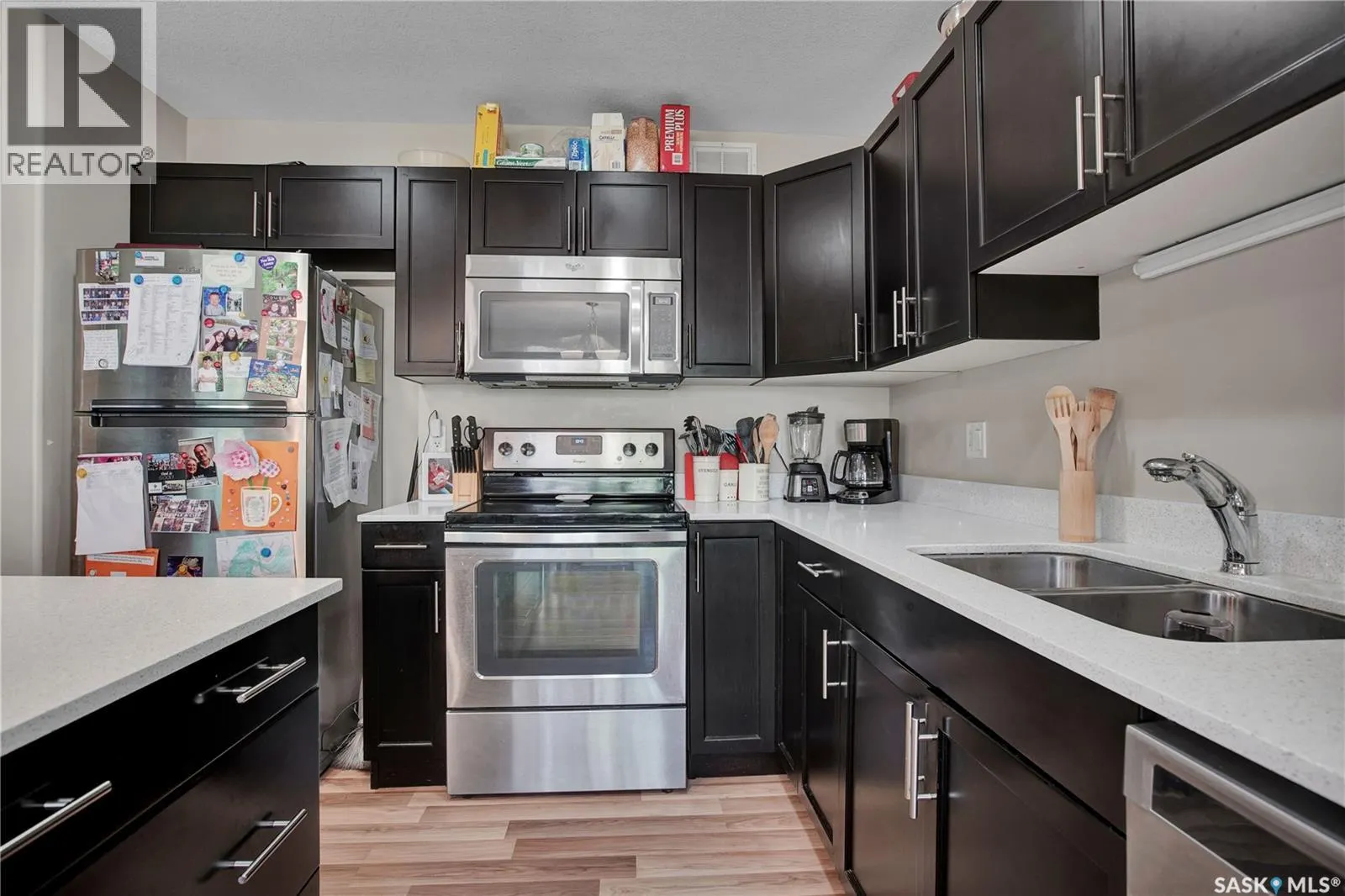 #121 901 4th STREET
