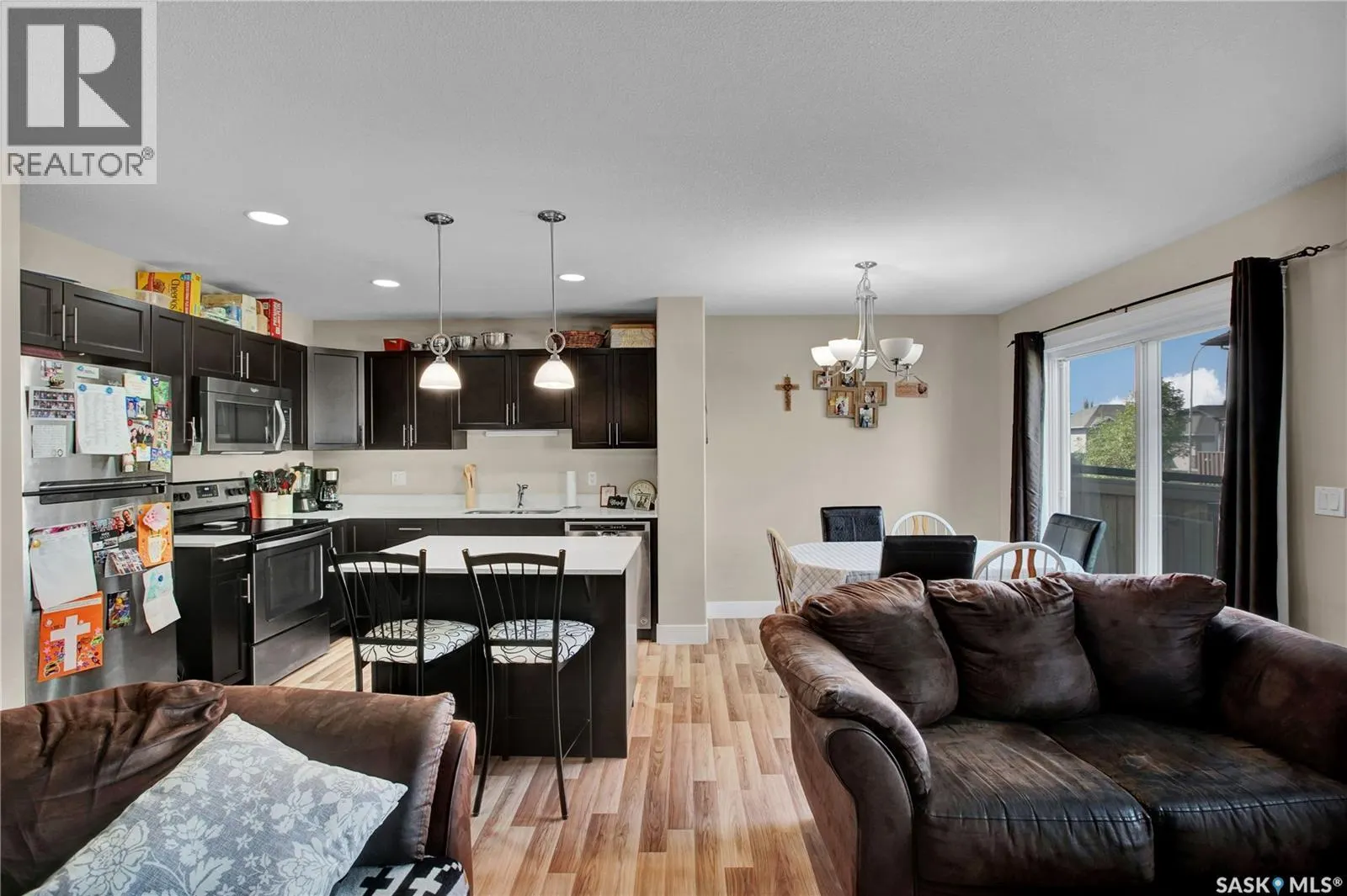 #121 901 4th STREET