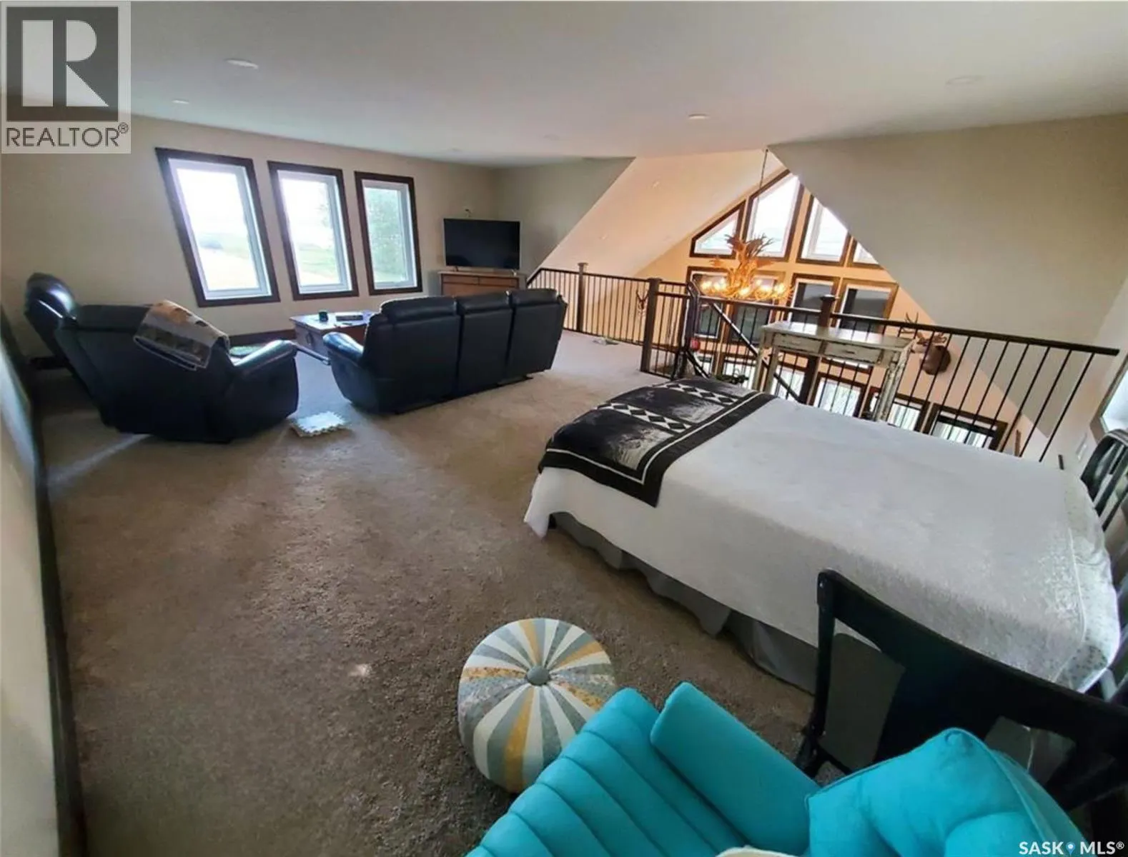 101 Pebble DRIVE