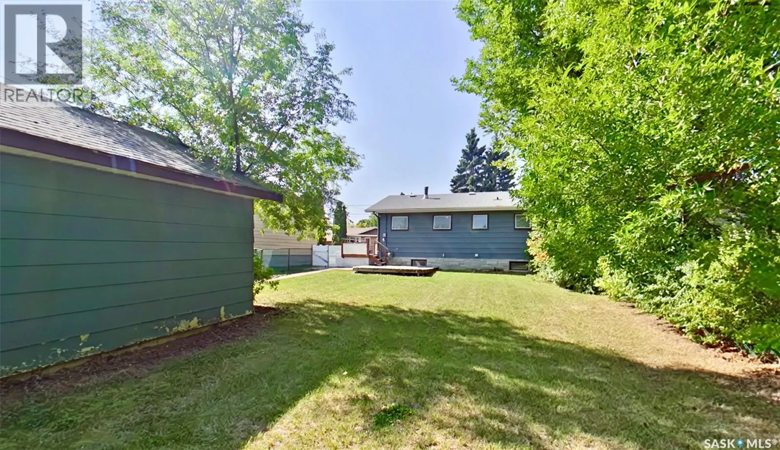 407 Bell STREET