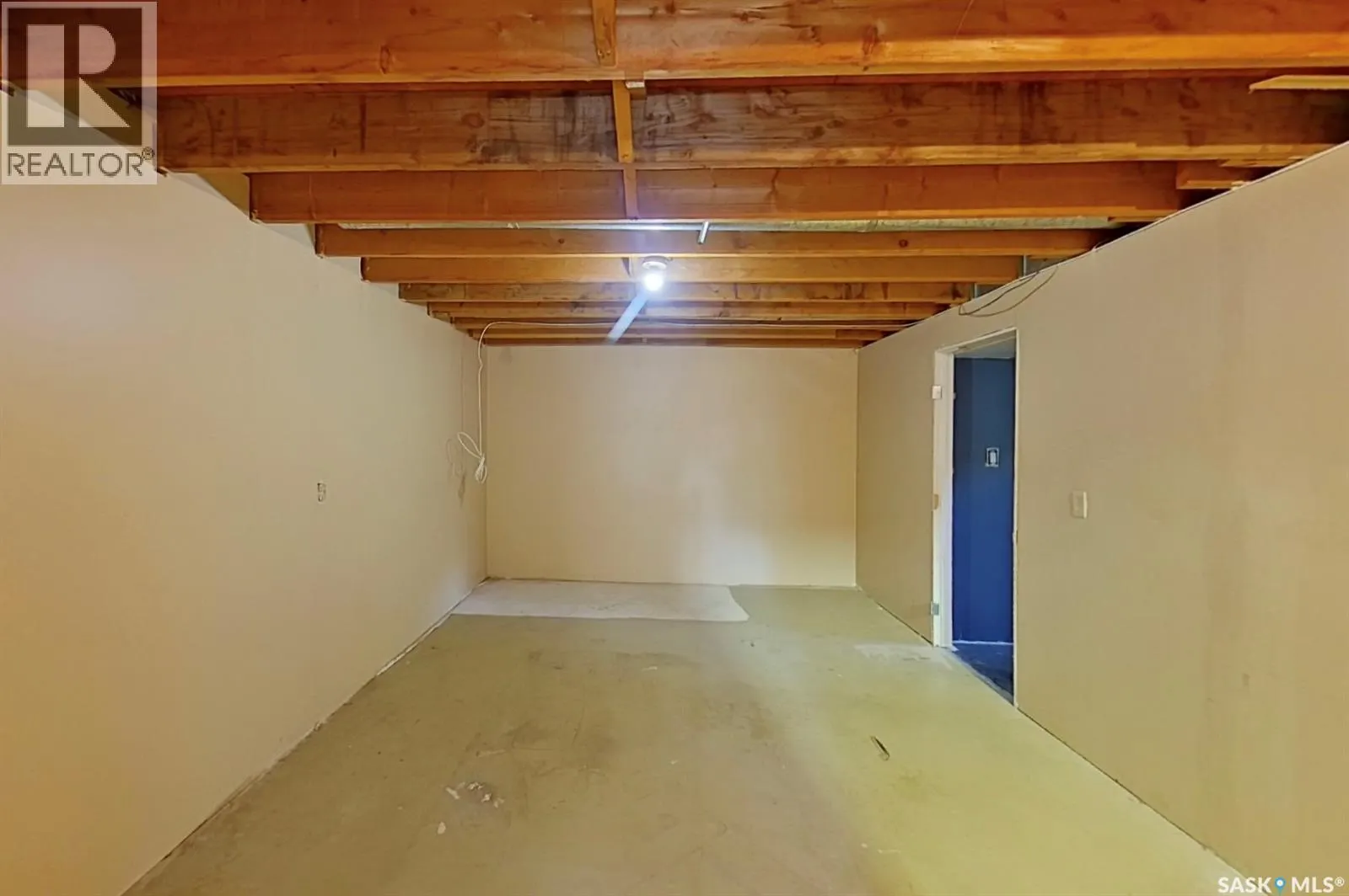 407 Bell STREET