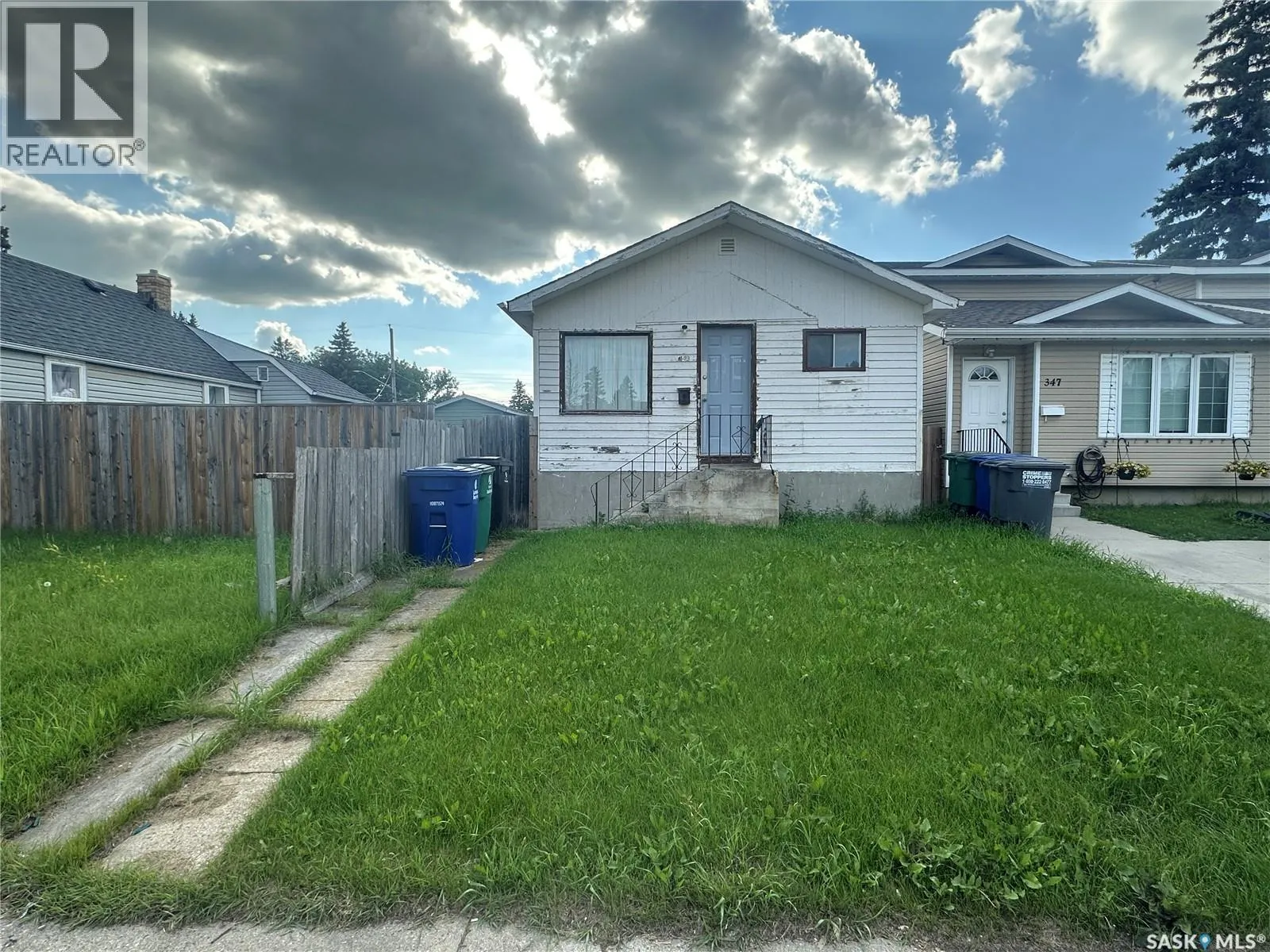349 X AVENUE S