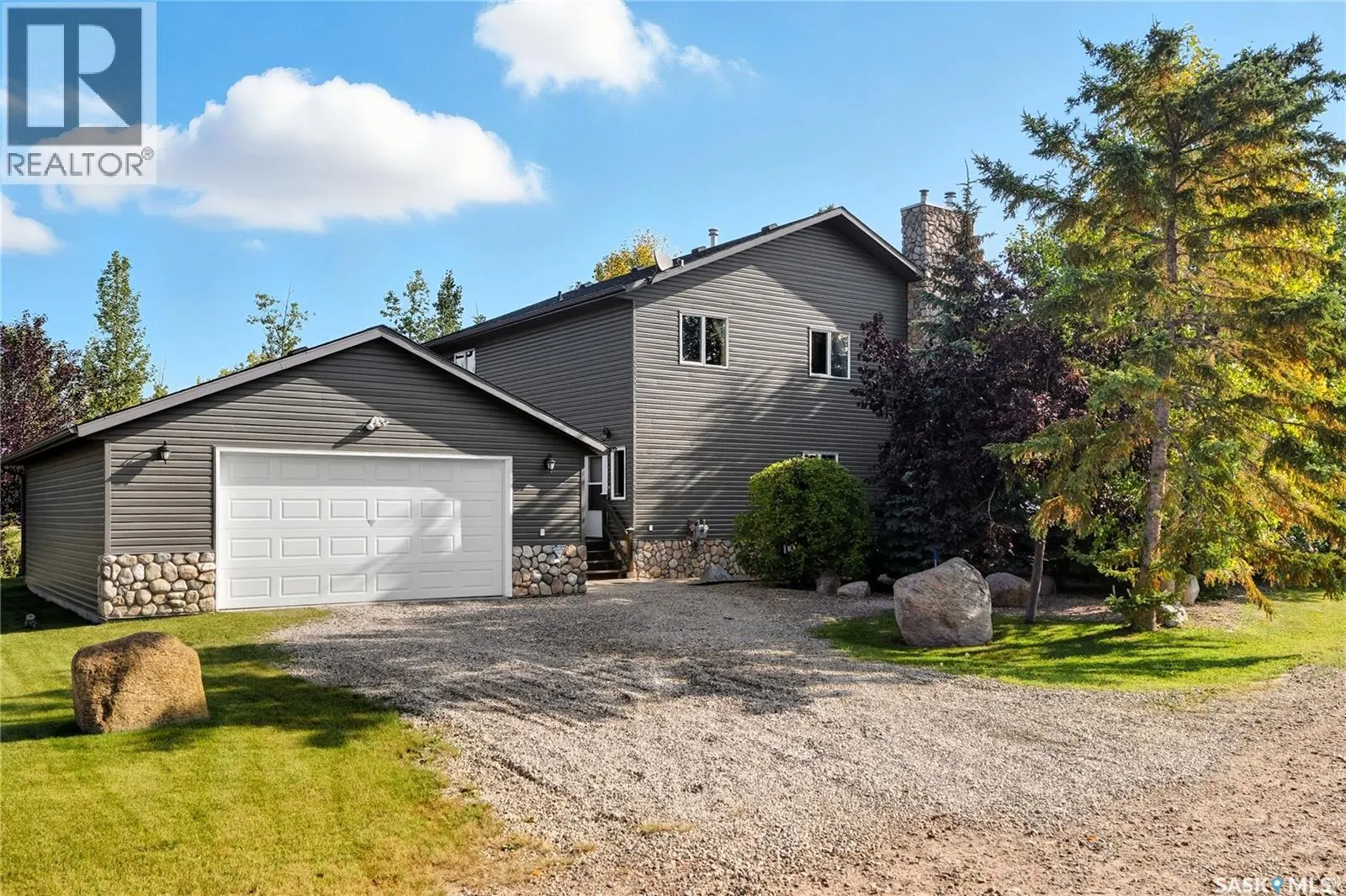 213 Poplar PLACE
