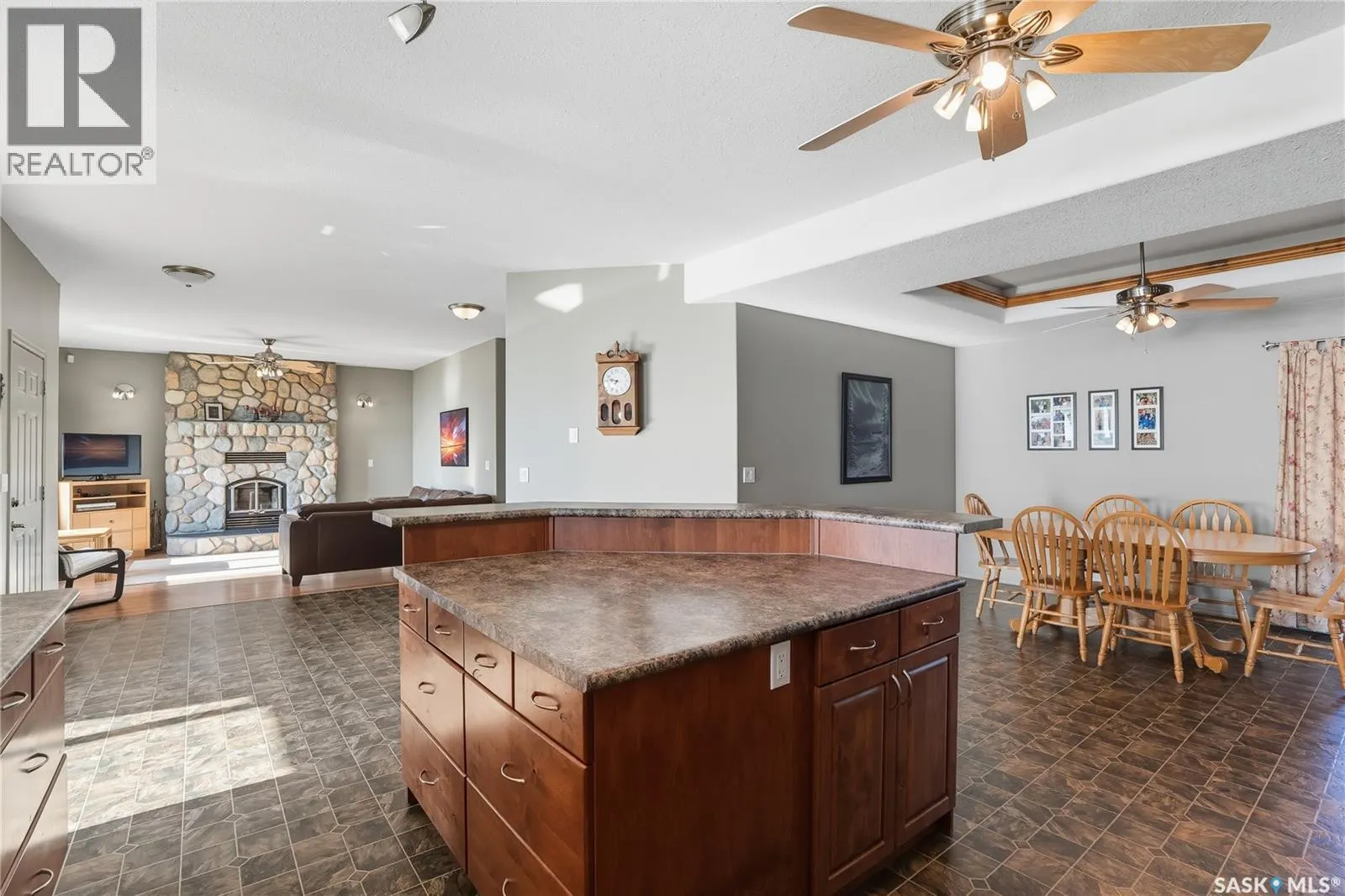 213 Poplar PLACE