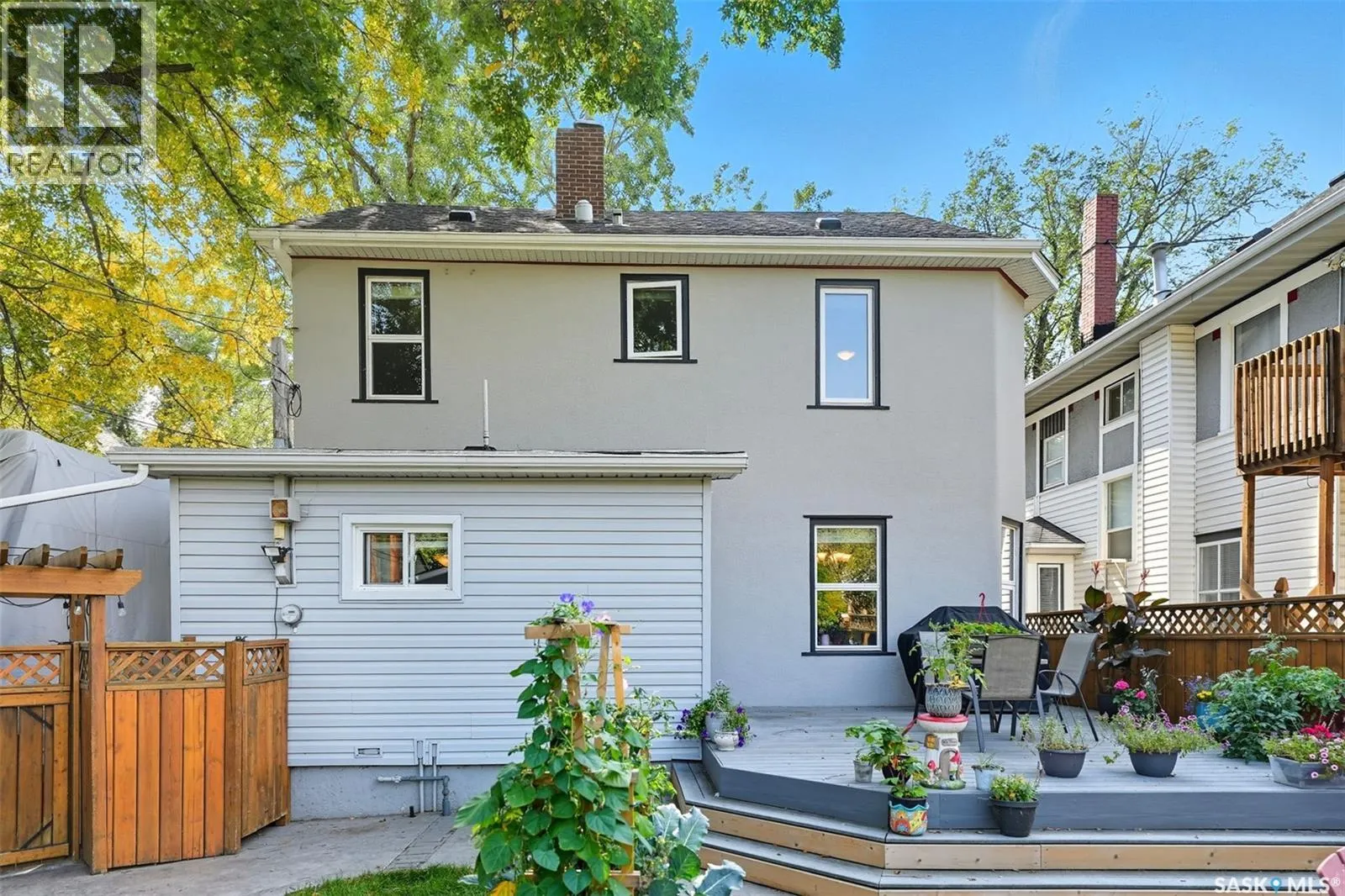 210 29th STREET W