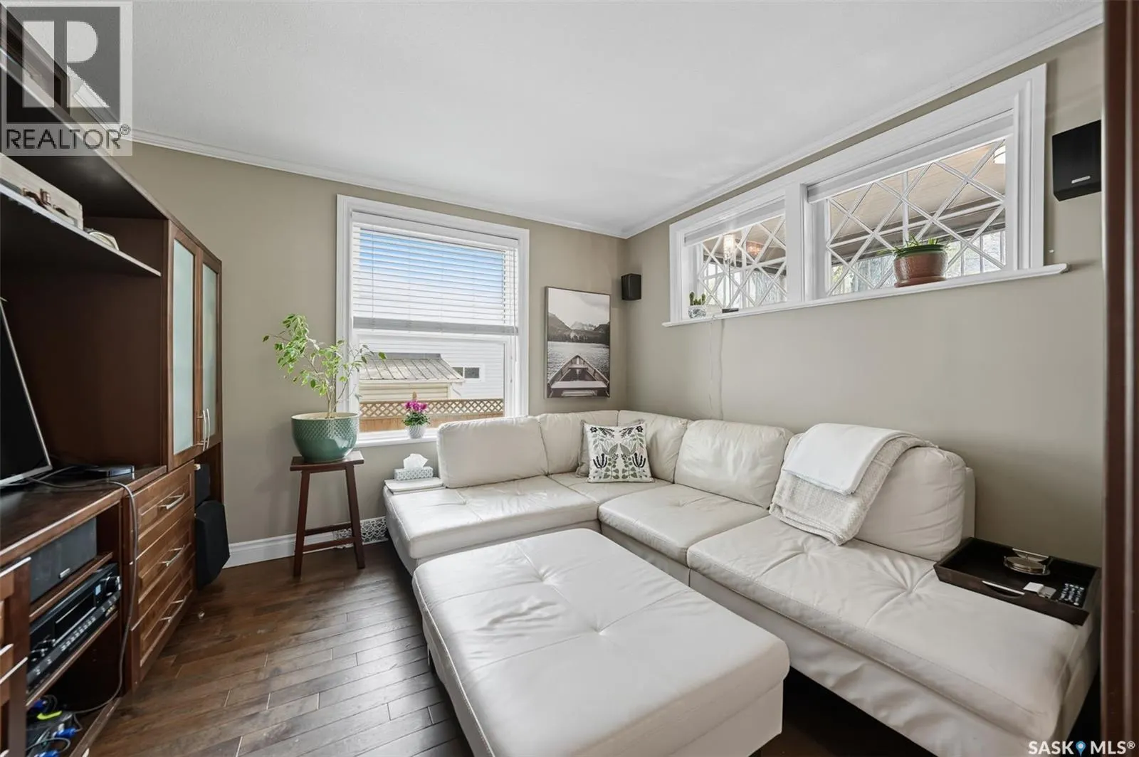 210 29th STREET W