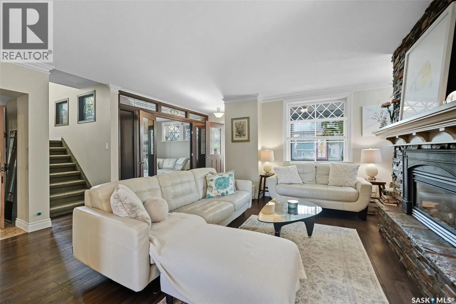 210 29th STREET W