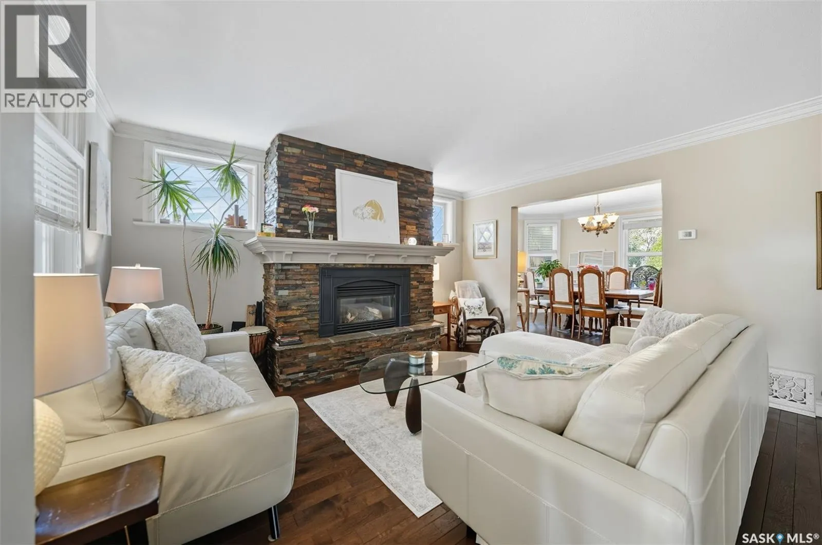210 29th STREET W