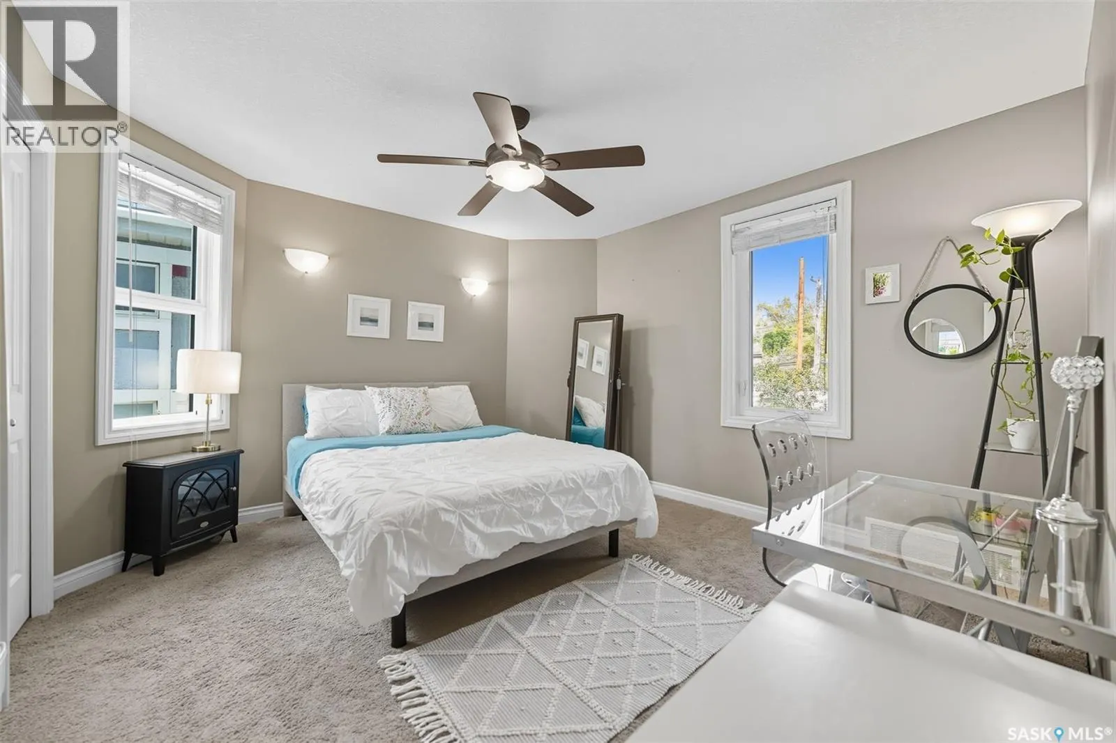 210 29th STREET W