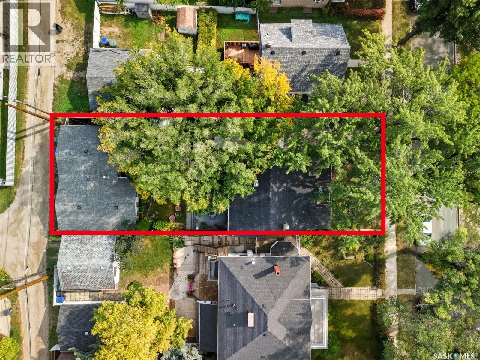 210 29th STREET W