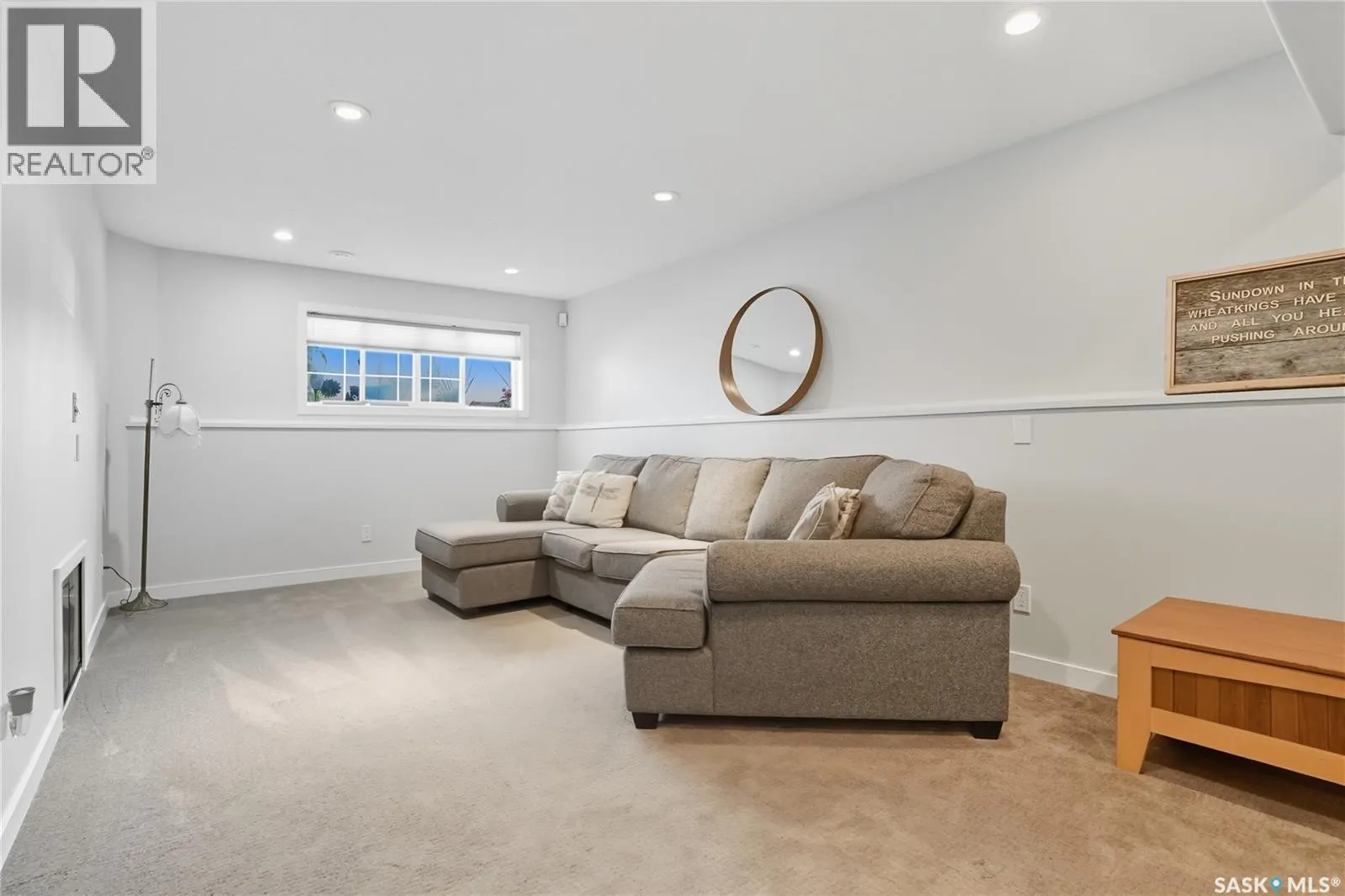 123 Martin CRESCENT
