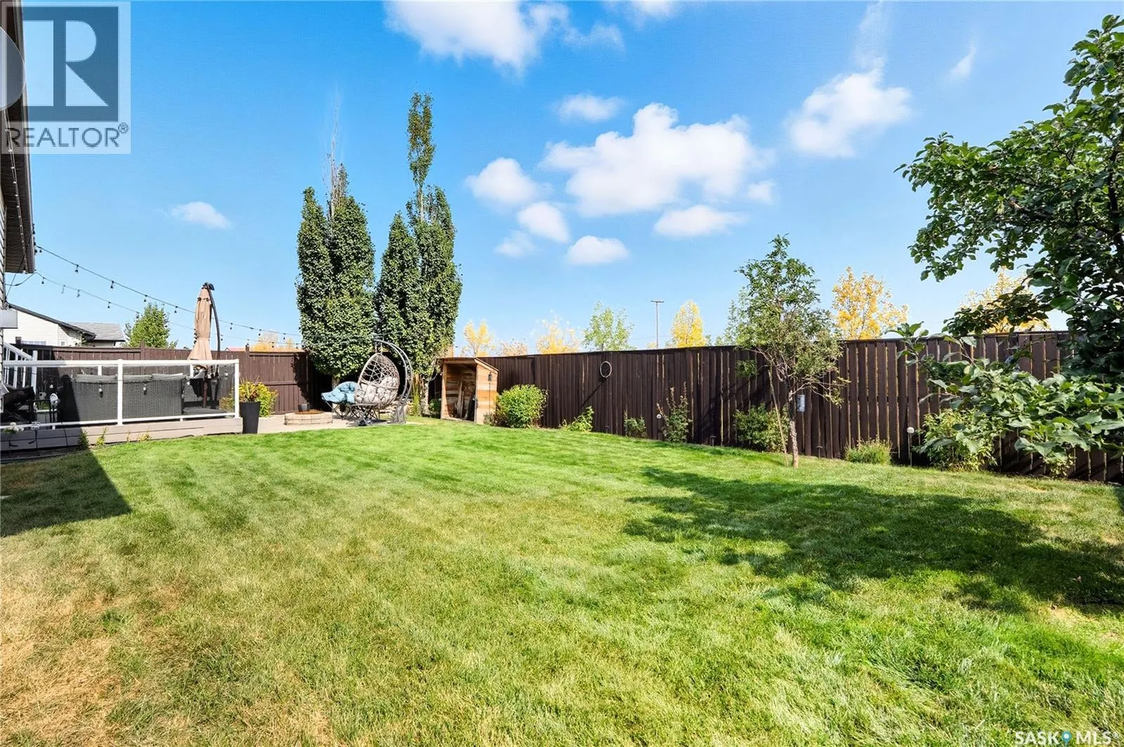 100 Cedar CRESCENT