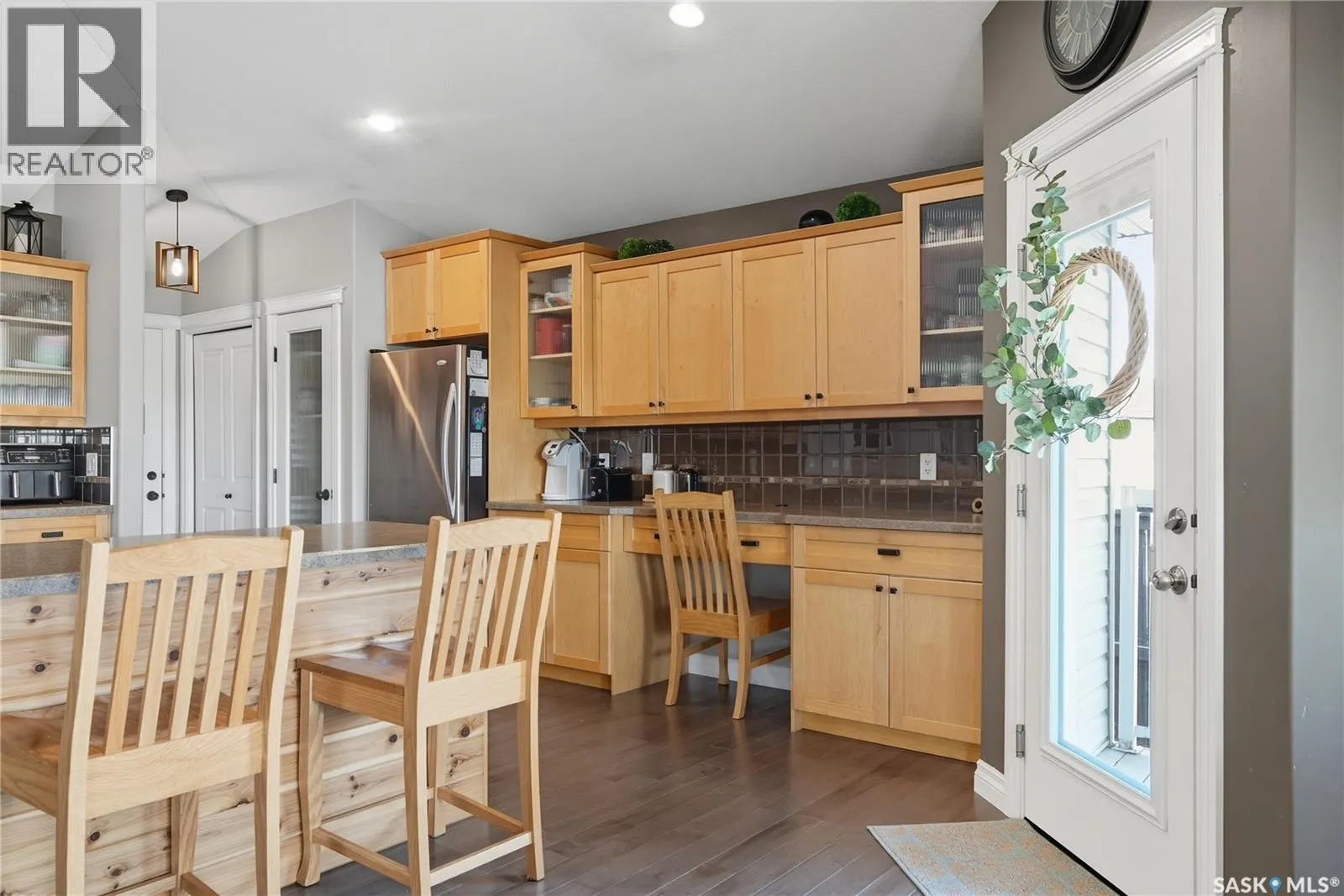 100 Cedar CRESCENT