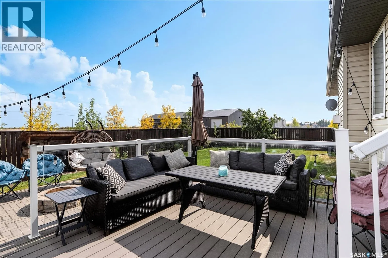 100 Cedar CRESCENT