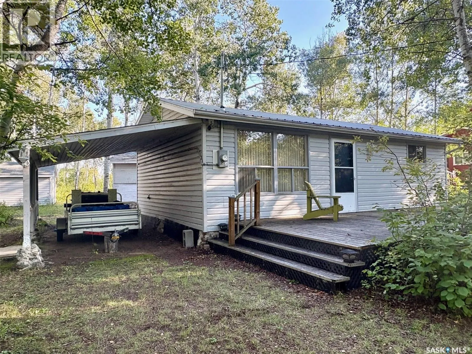 24 Willow CRESCENT