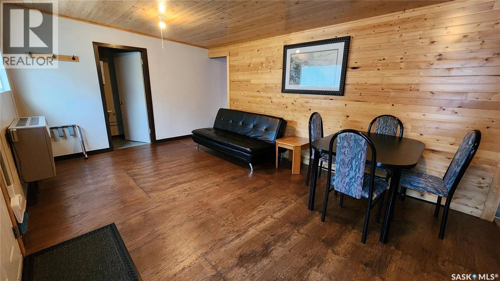 Michel Point Lodge