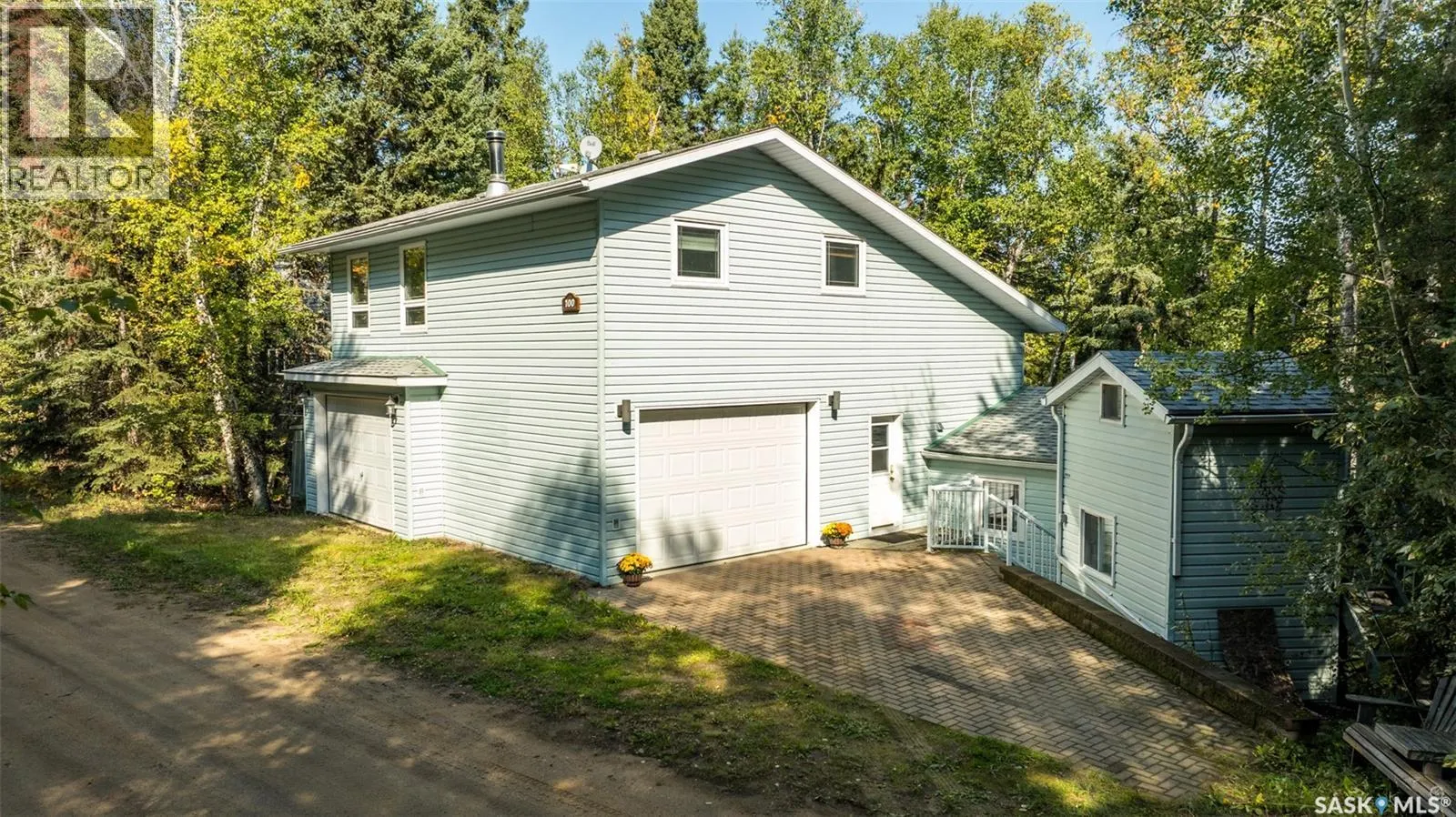 100 Nesslin Lake ROAD