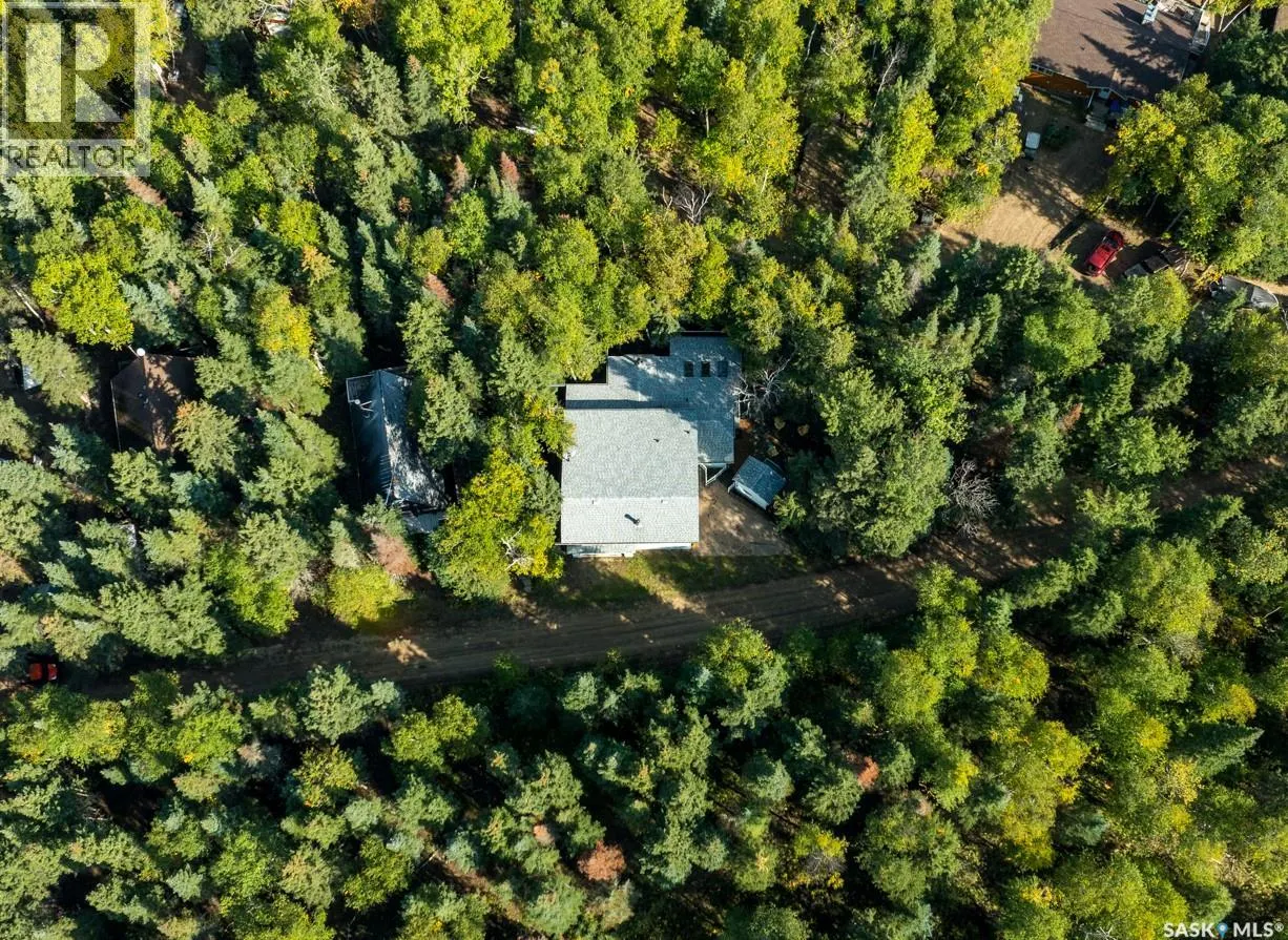100 Nesslin Lake ROAD