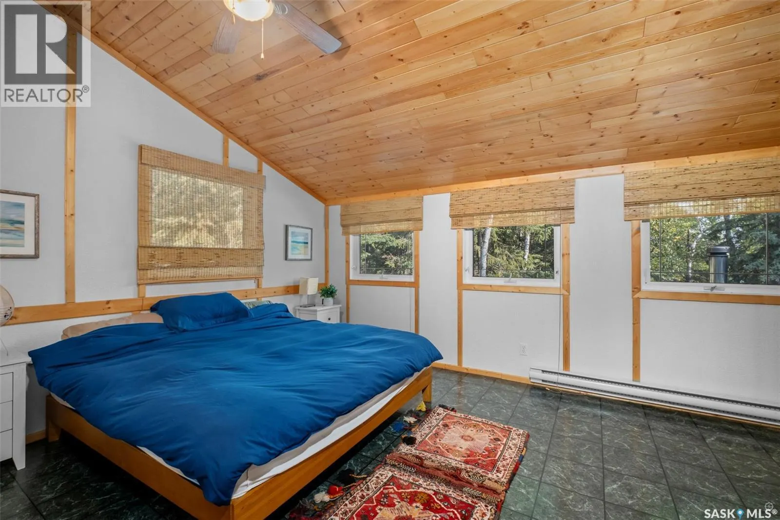 100 Nesslin Lake ROAD