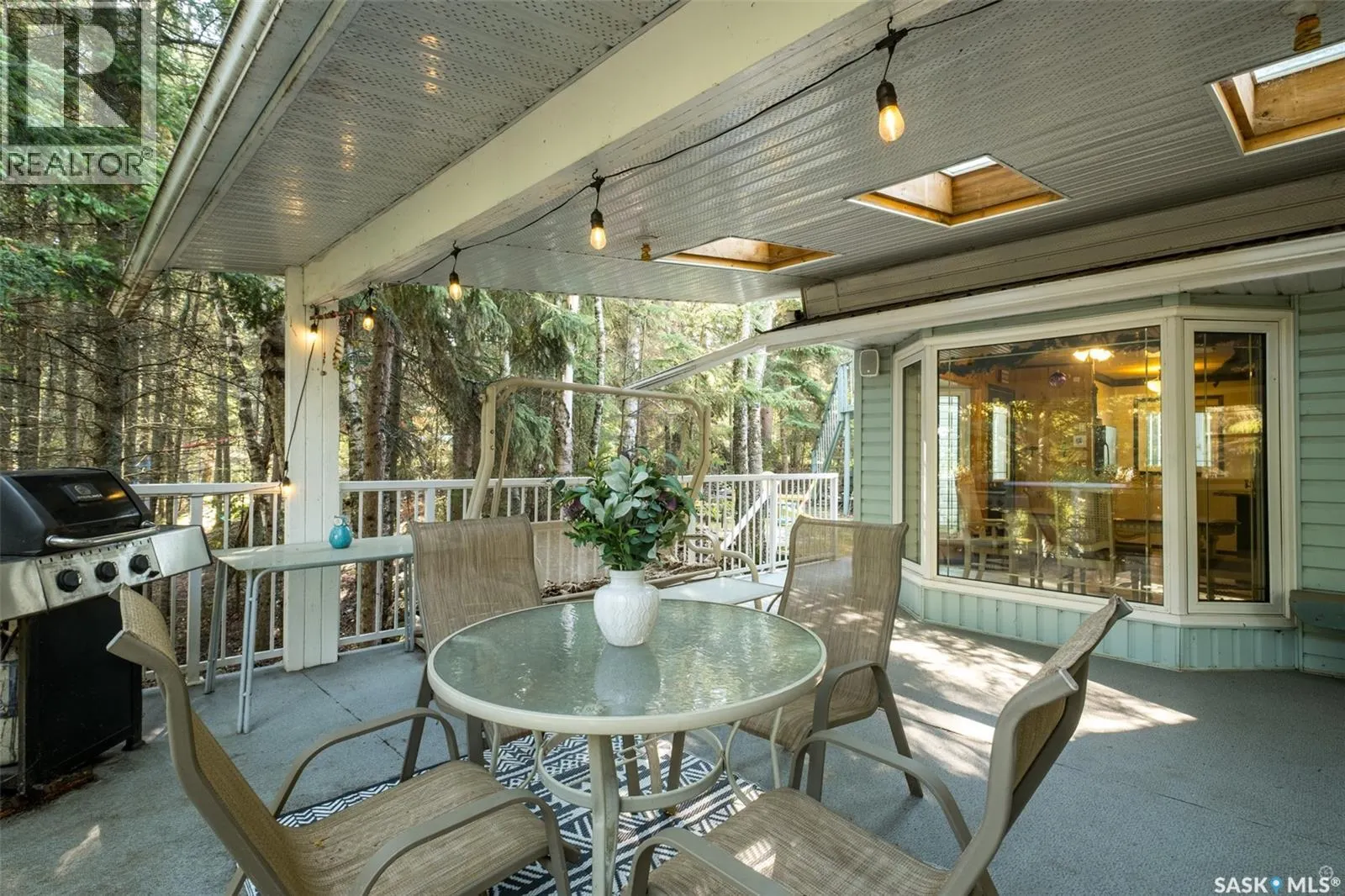 100 Nesslin Lake ROAD