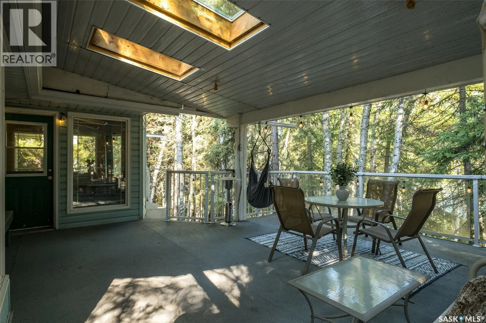 100 Nesslin Lake ROAD