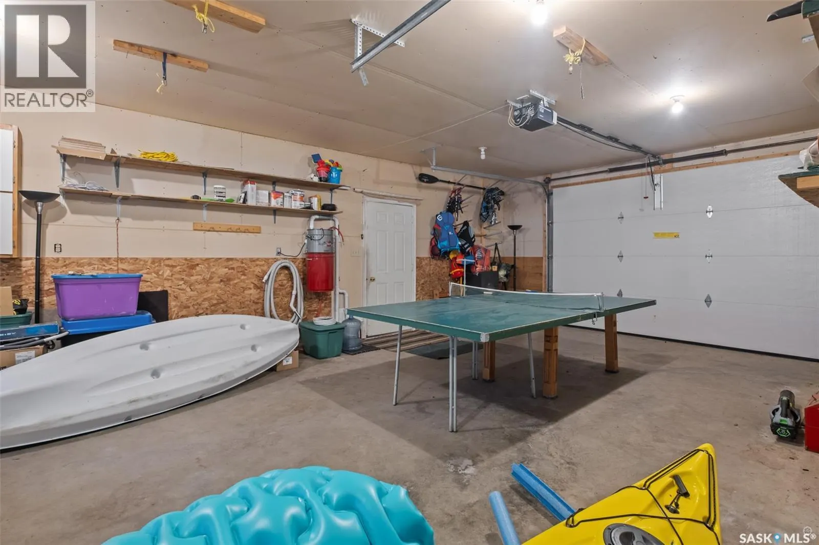 100 Nesslin Lake ROAD