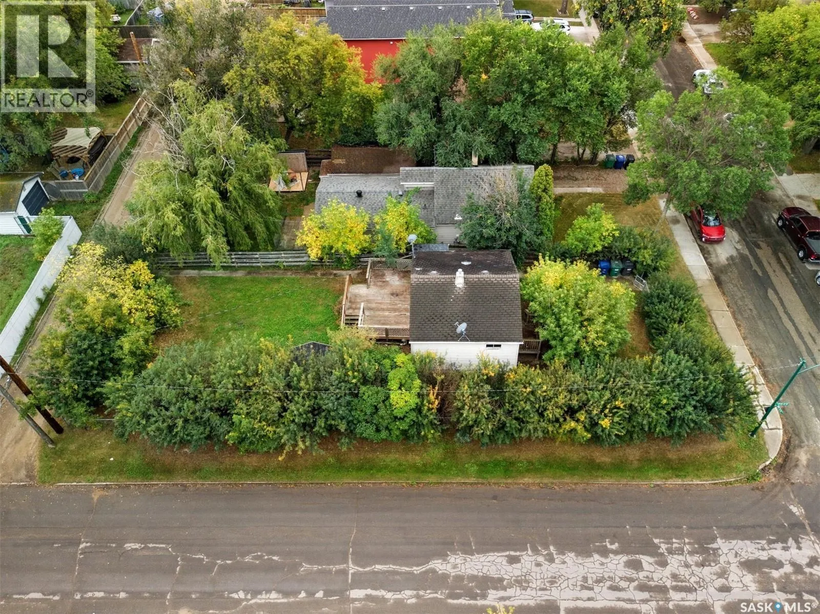 838 K AVENUE N