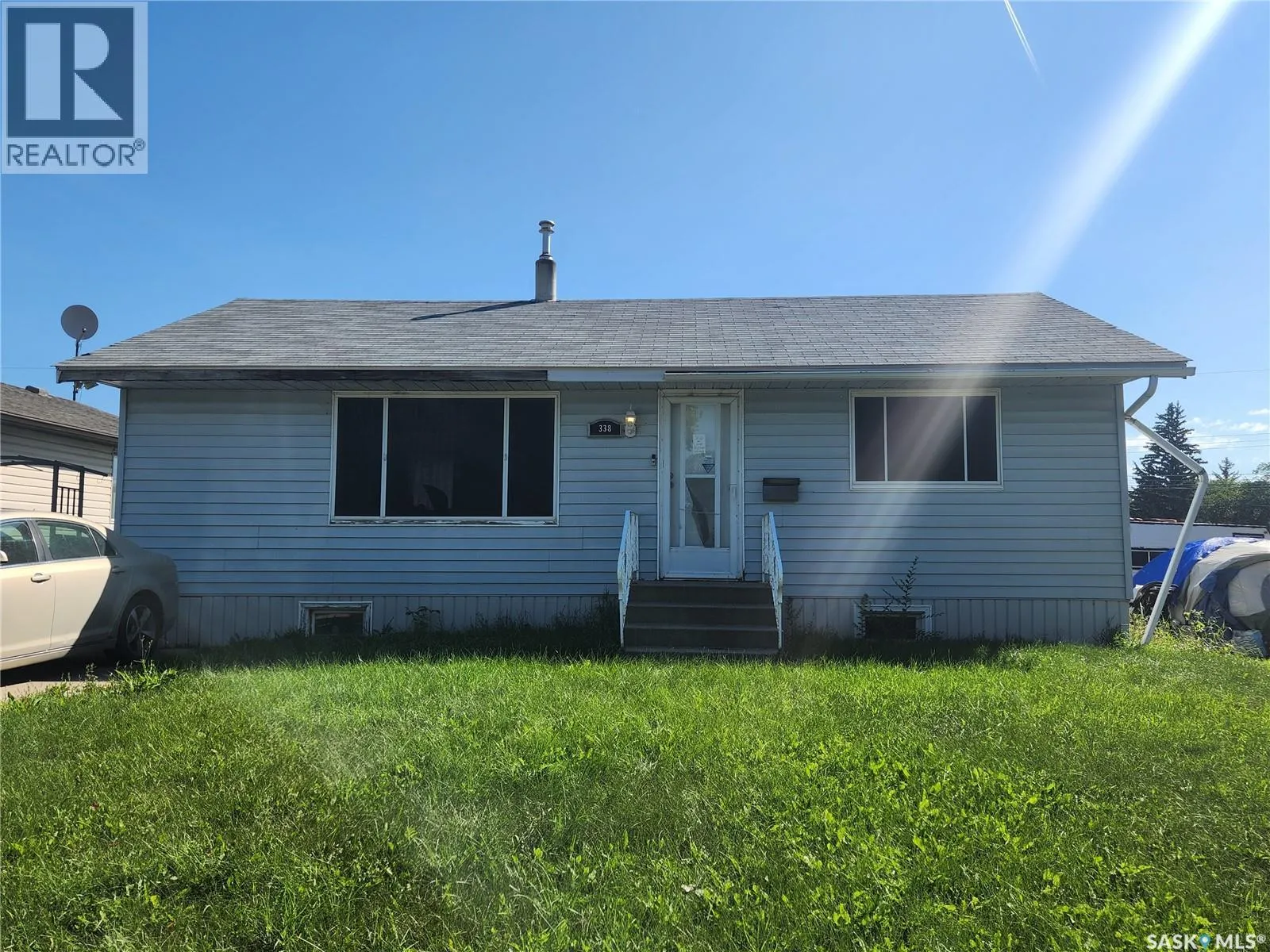 338 Montreal AVENUE S