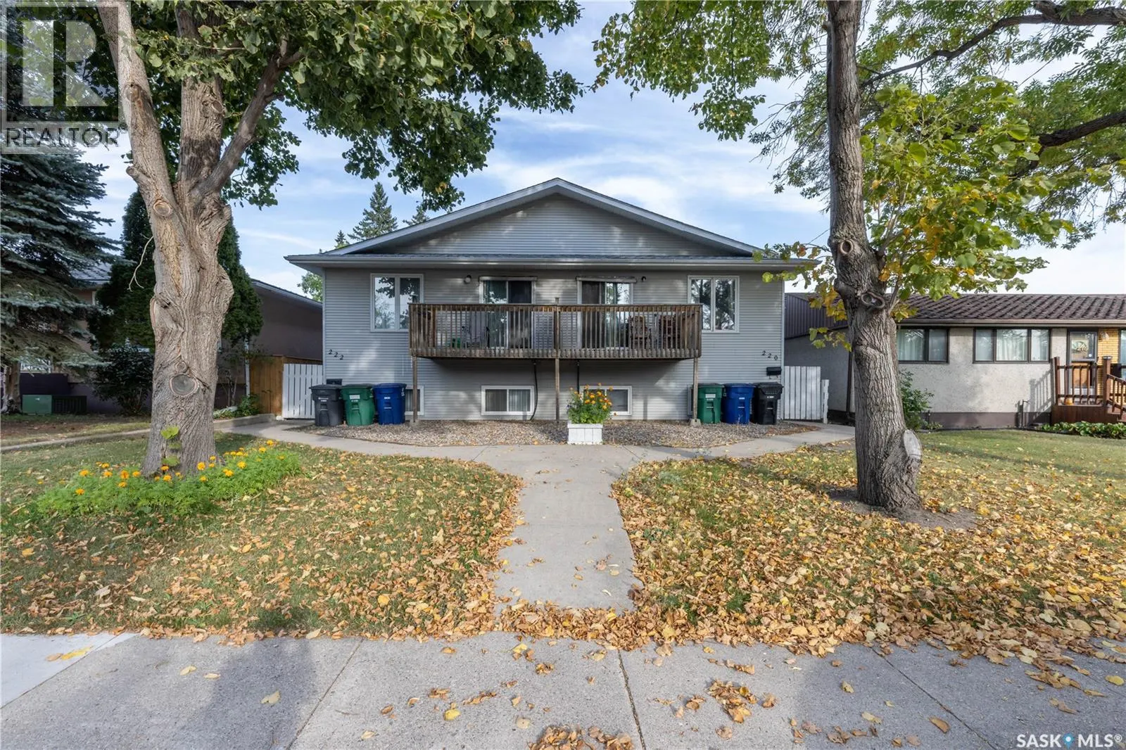 220-222 V AVENUE N