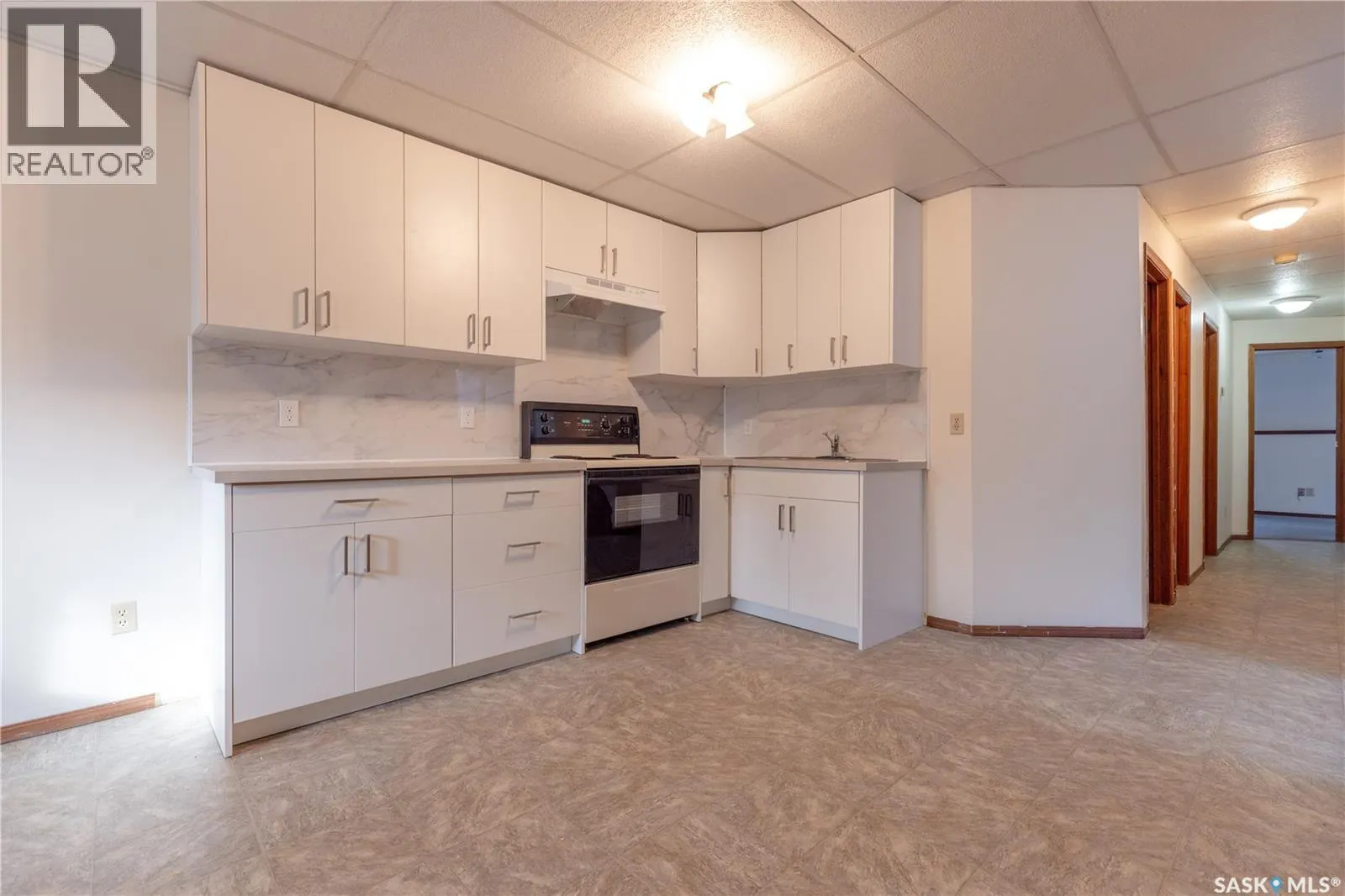 220-222 V AVENUE N