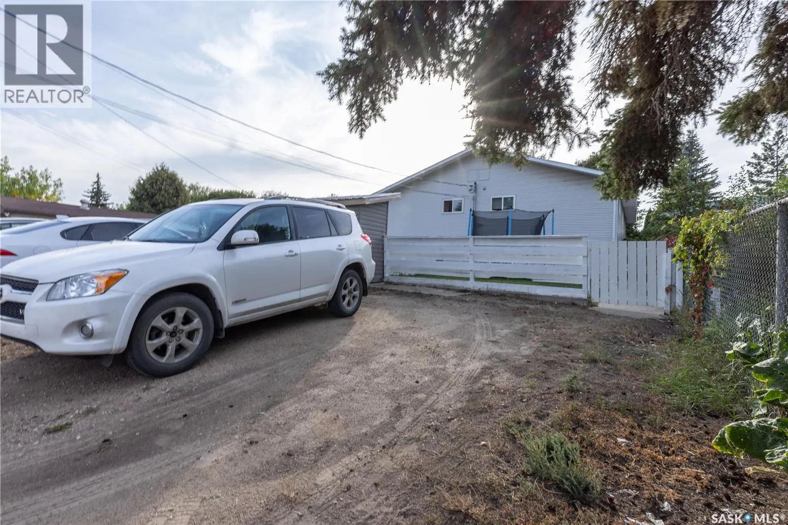 220-222 V AVENUE N