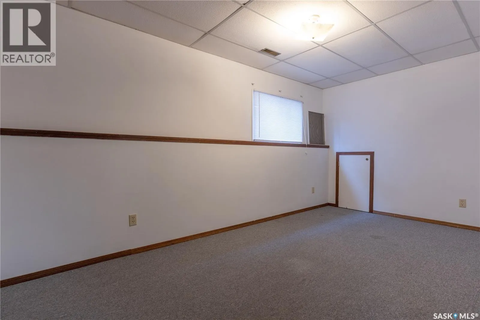 220-222 V AVENUE N