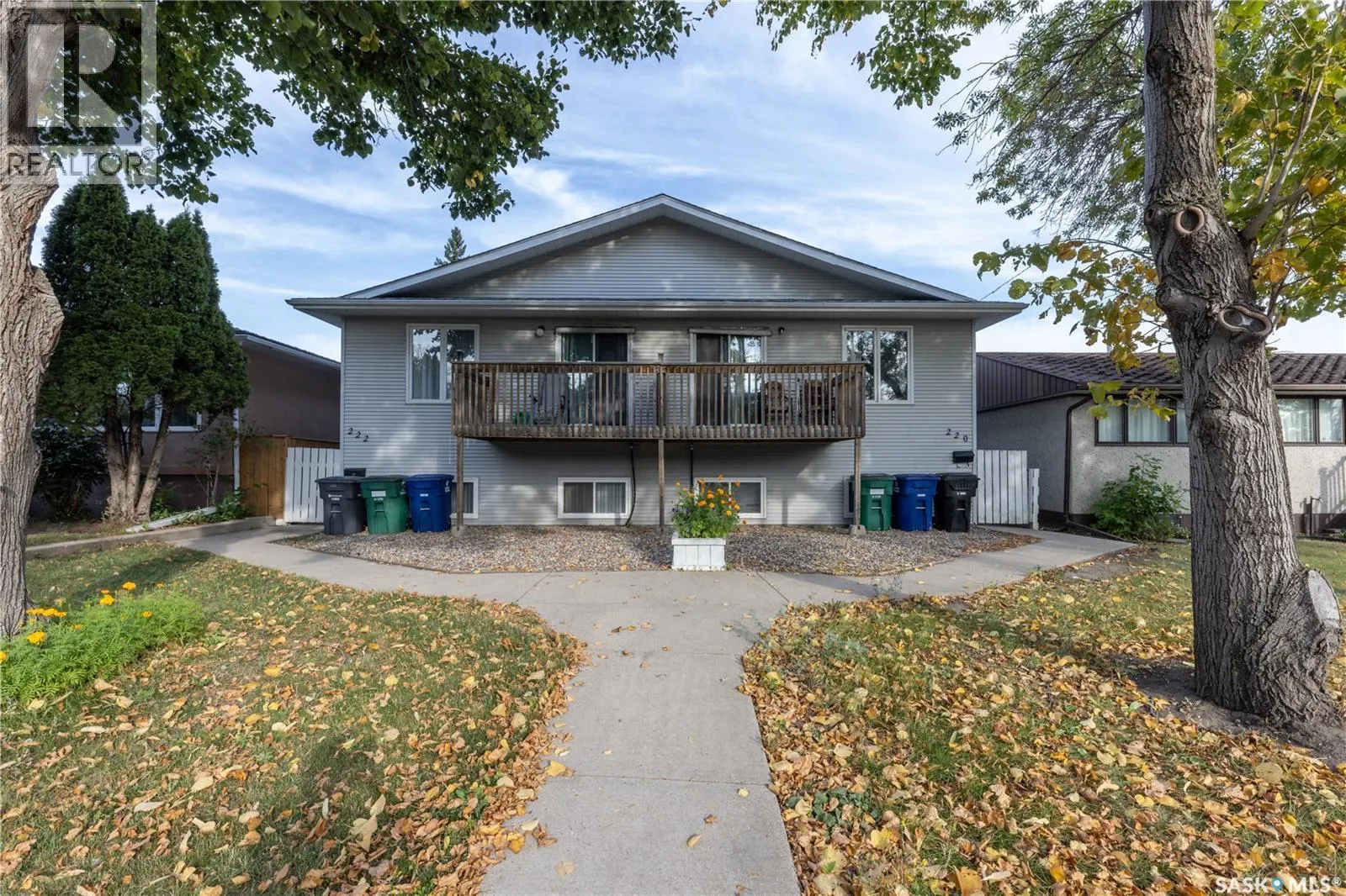 220-222 V AVENUE N