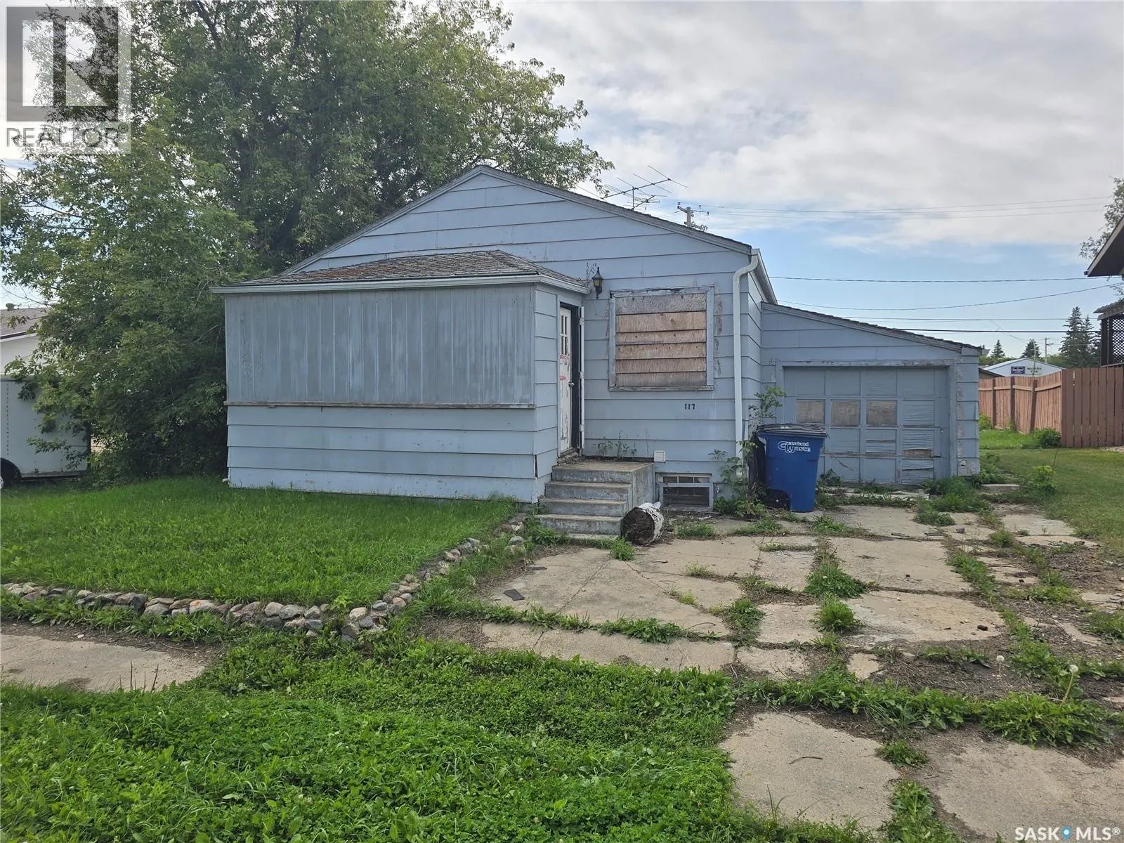 117 1st STREET NE