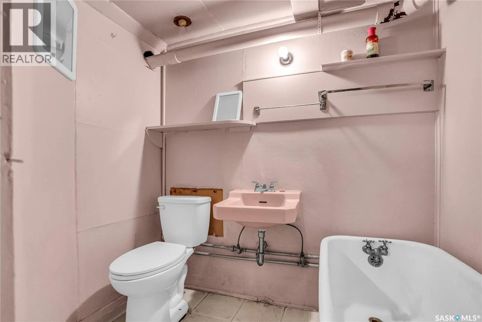118 28th STREET W