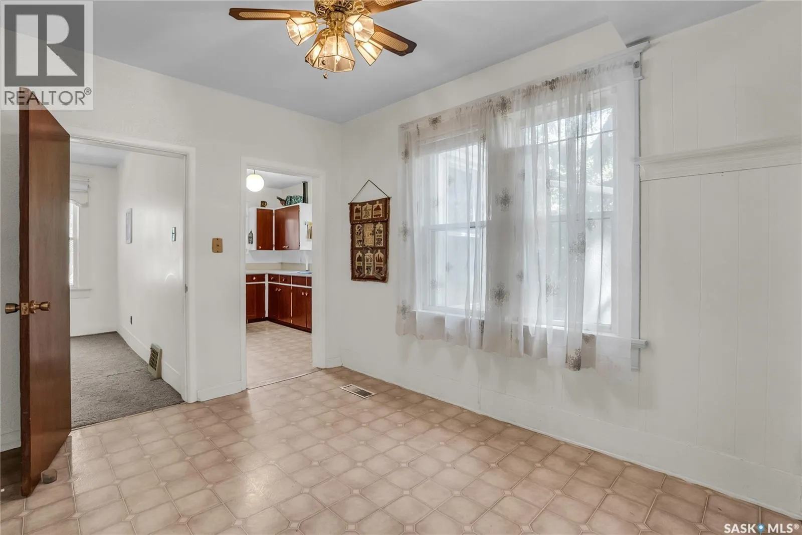 118 28th STREET W