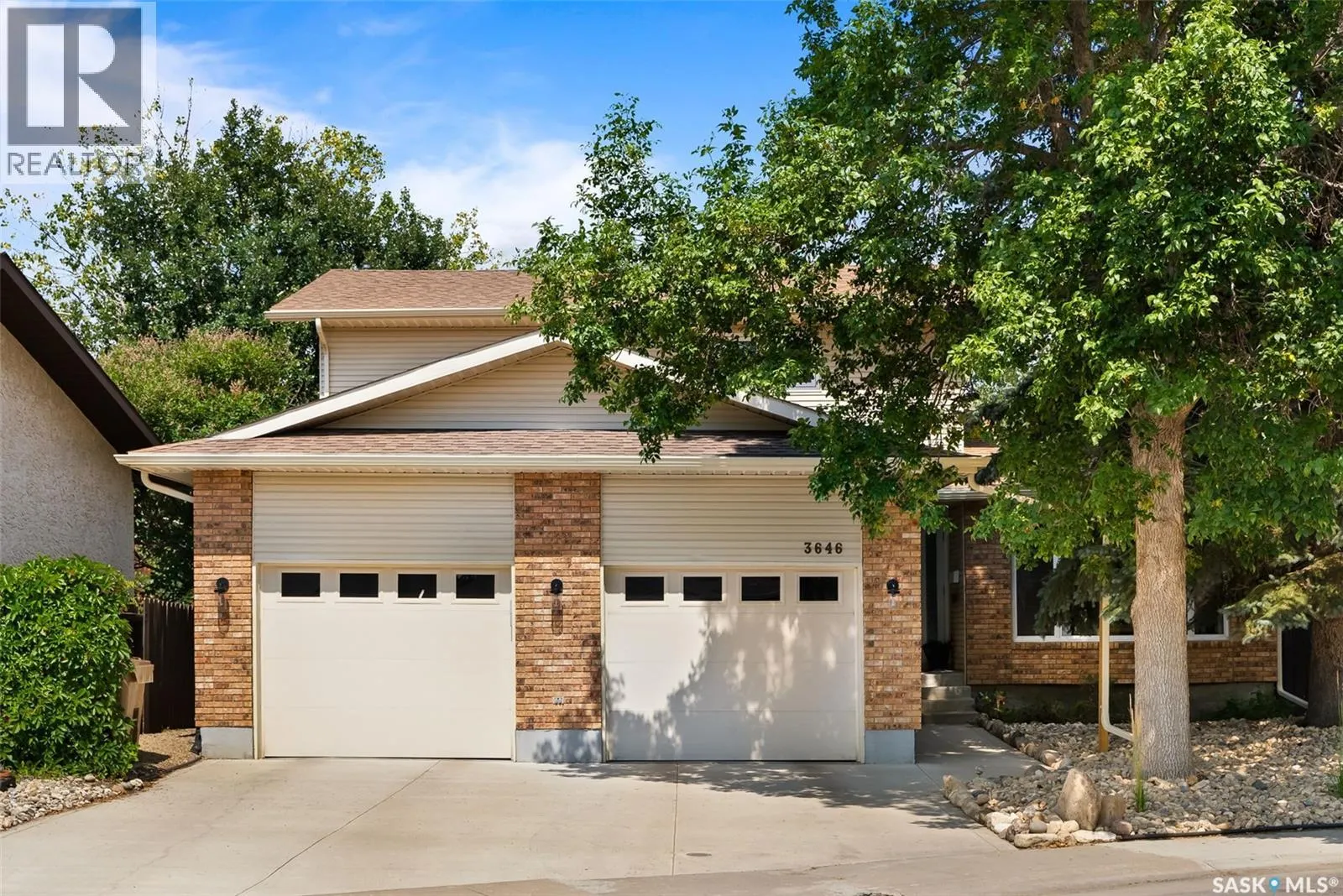 3646 Moffat BAY