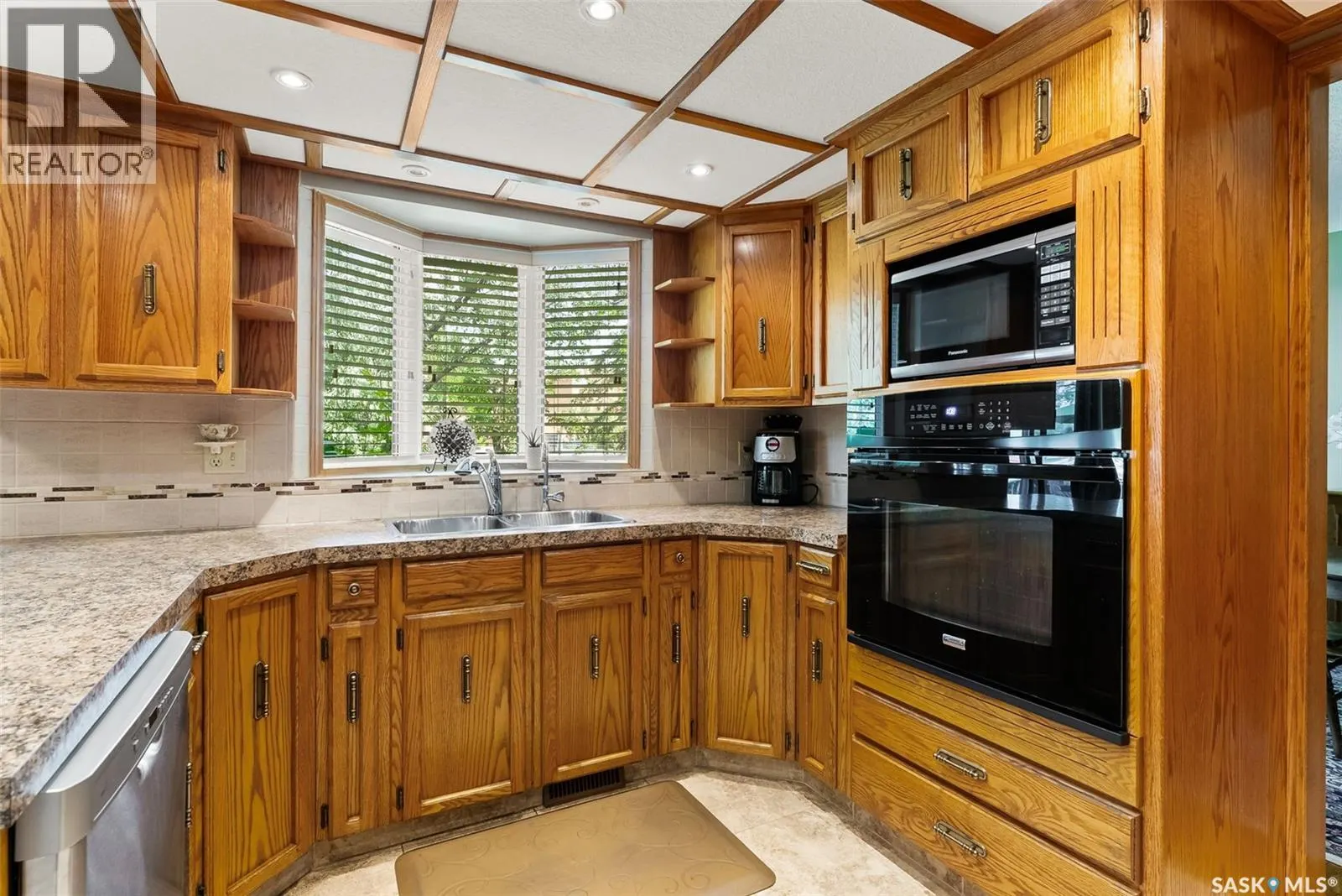 3646 Moffat BAY