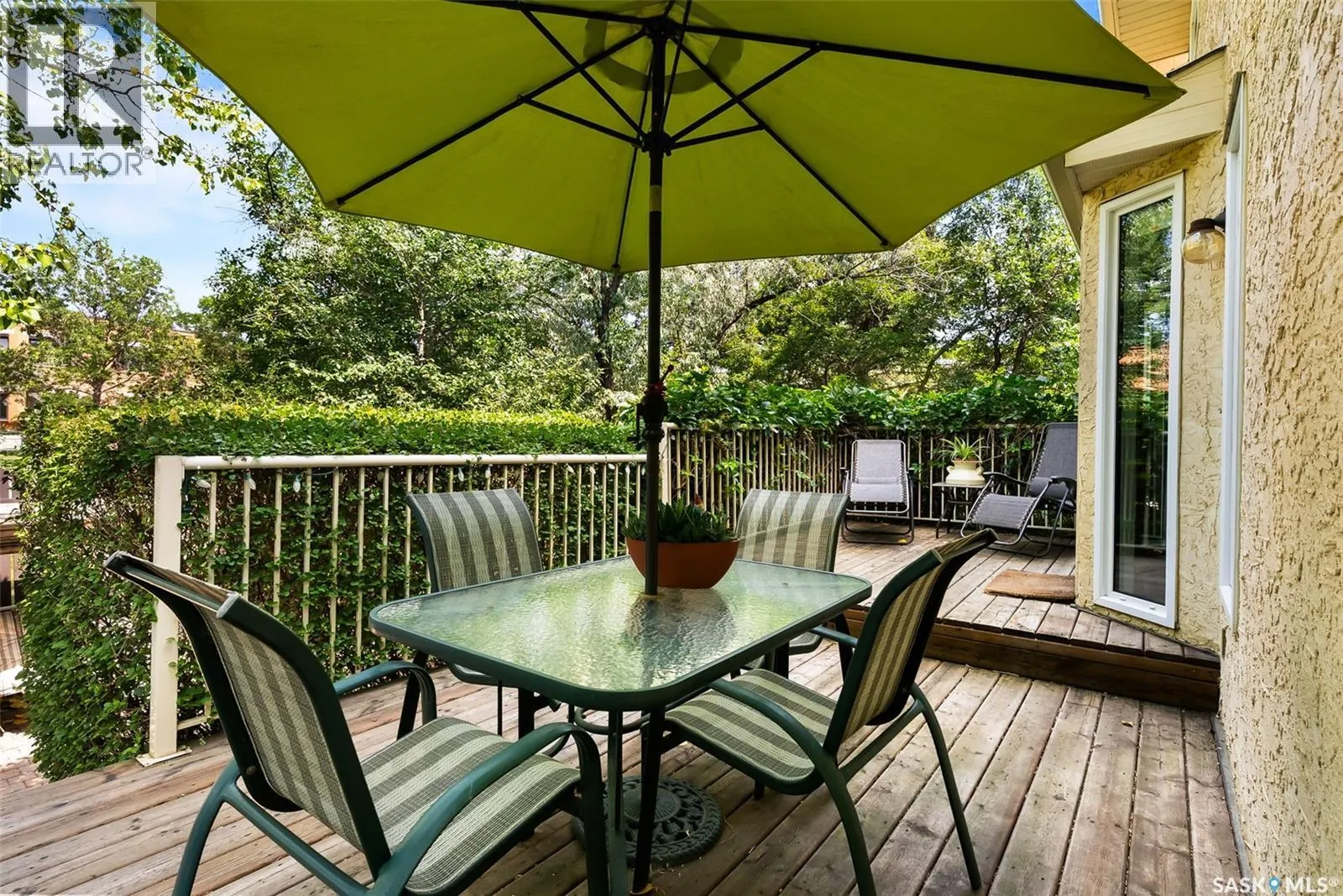 3646 Moffat BAY