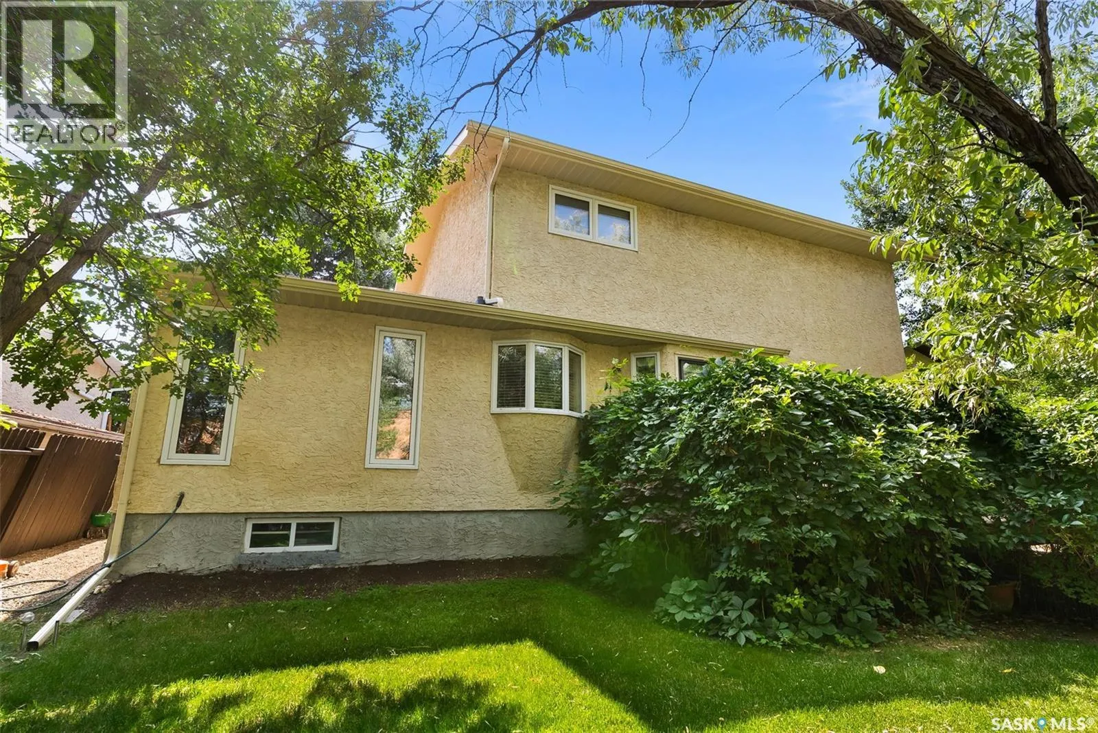 3646 Moffat BAY
