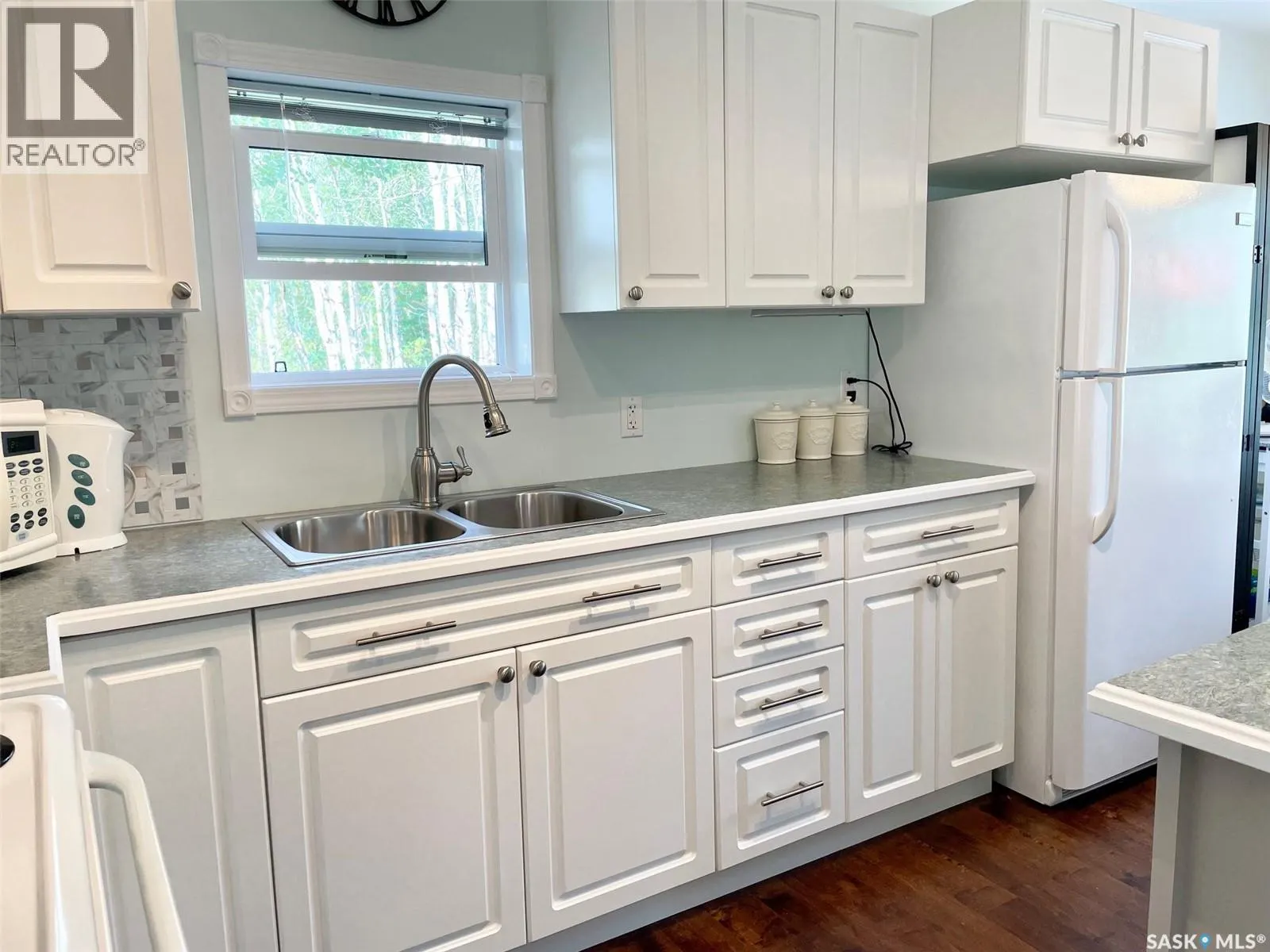 311 Sandy CRESCENT