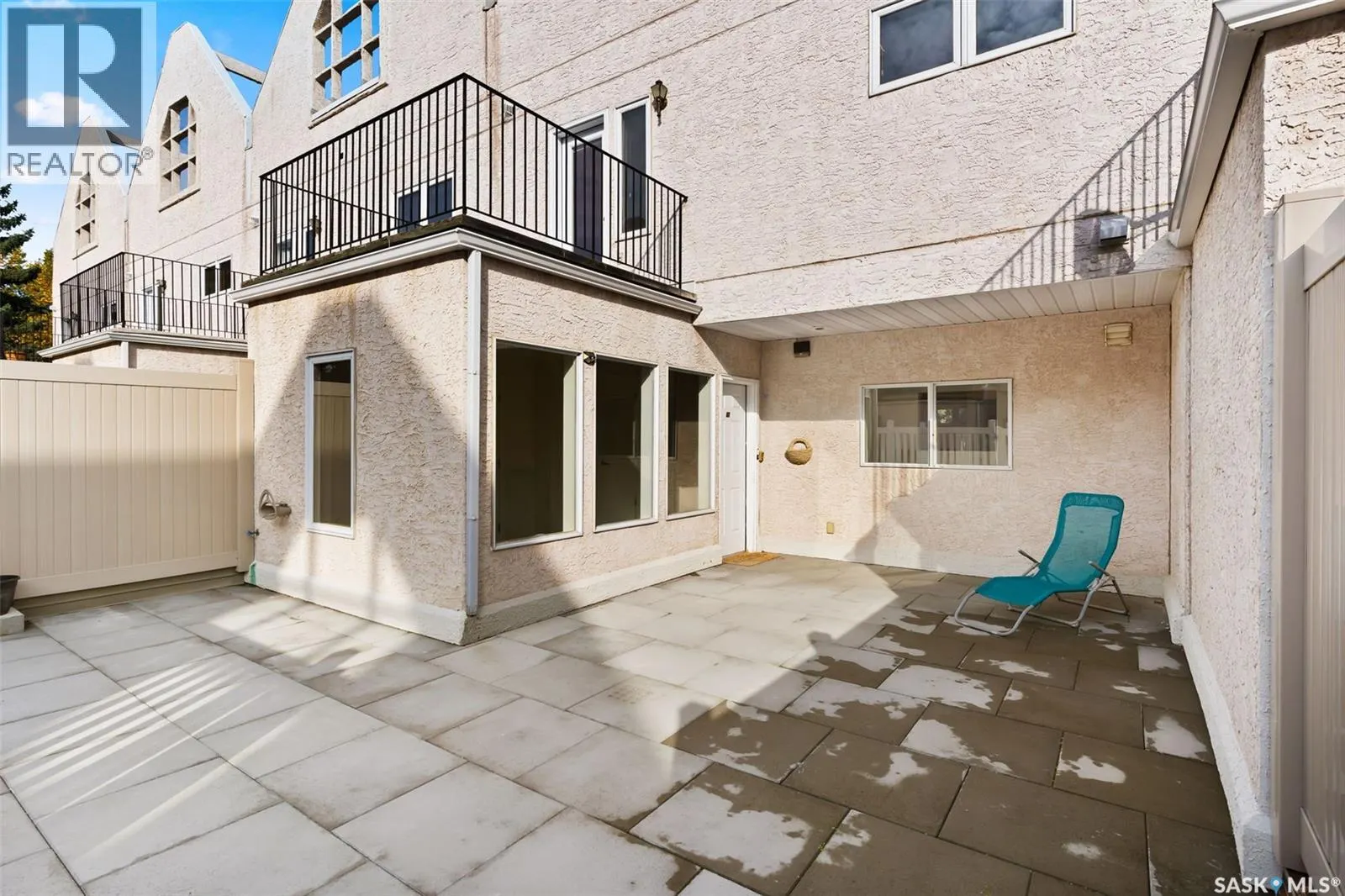 27 2338 Assiniboine AVENUE